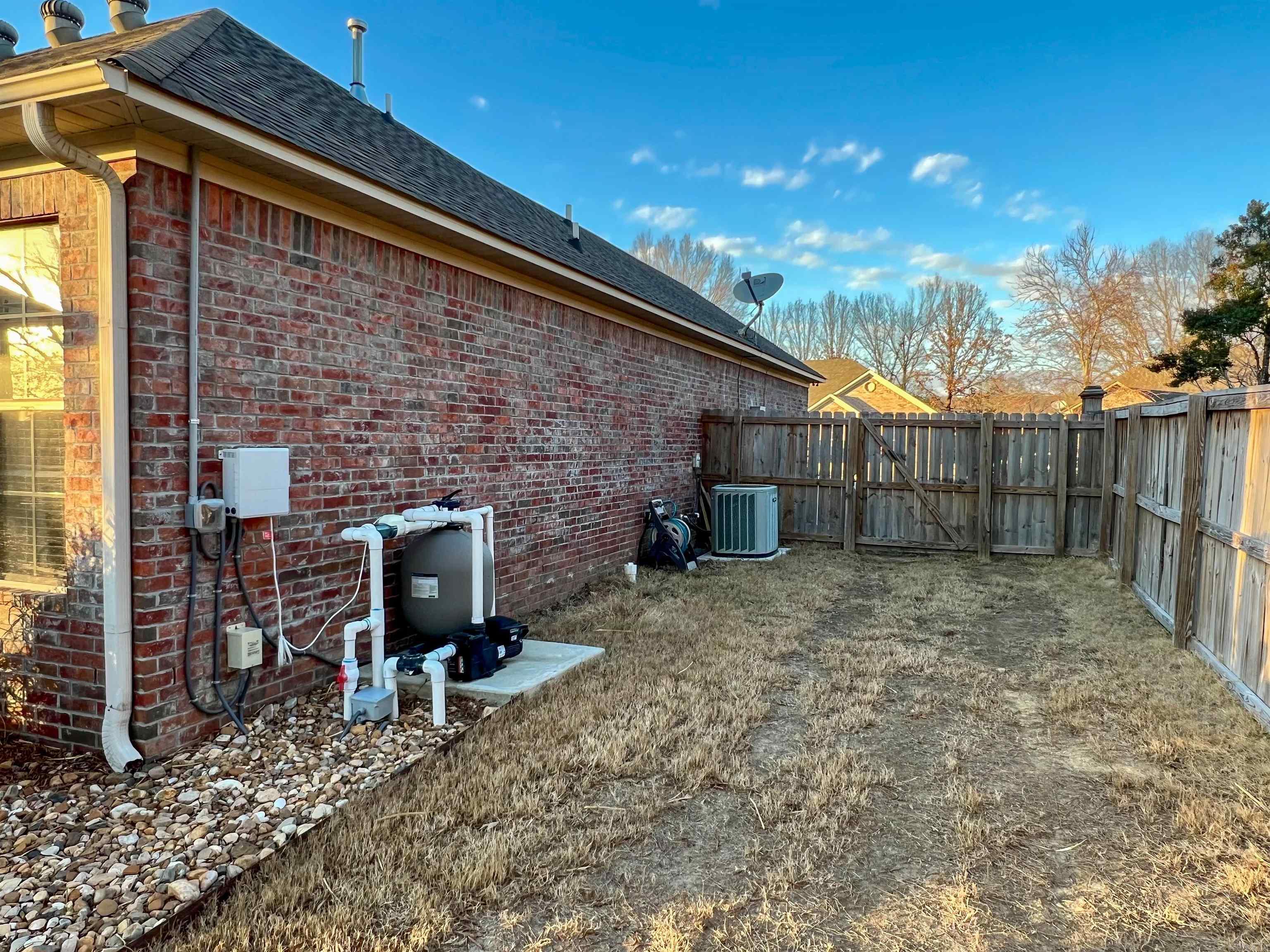 BRENTWOOD - Residential