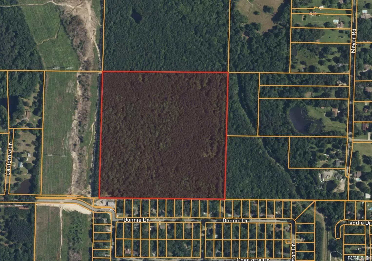 Prime 35 Acres on Pulaski County side of Saline/Pulaski Line. Rare opportunity to own 35 acres situated between Shannon Hills and Little Rock. Perfect for development or investment, zoning is R2. Call for more information.