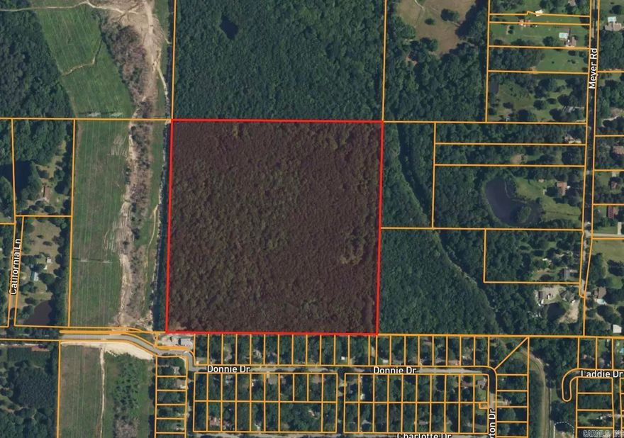 Prime 35 Acres on Pulaski County side of Saline/Pulaski Line. Rare opportunity to own 35 acres situated between Shannon Hills and Little Rock. Perfect for development or investment, zoning is R2. Call for more information.