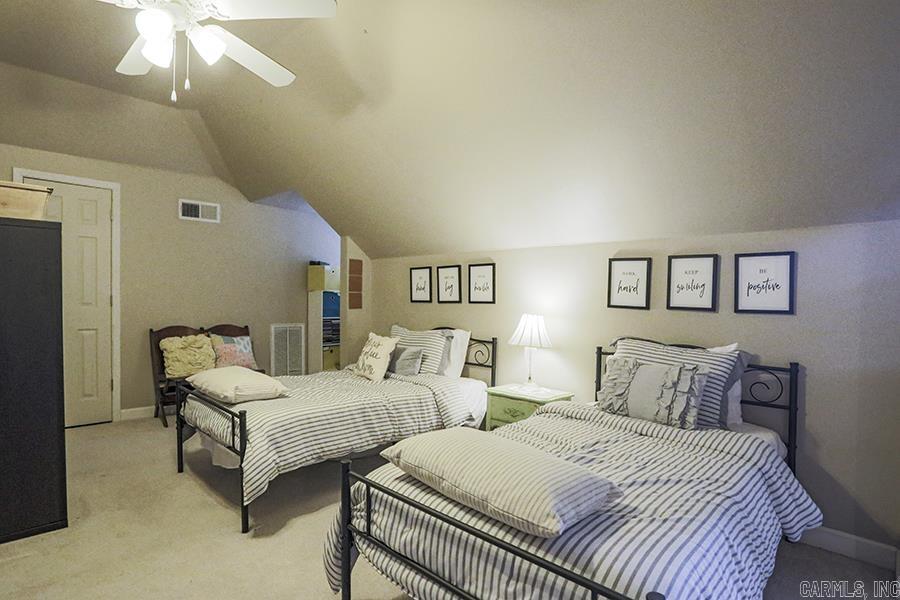 BRODIE CREEK COMMUNITY - Residential