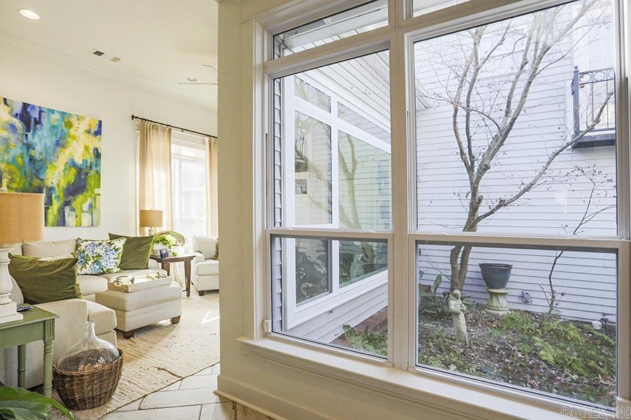 BRODIE CREEK COMMUNITY - Residential