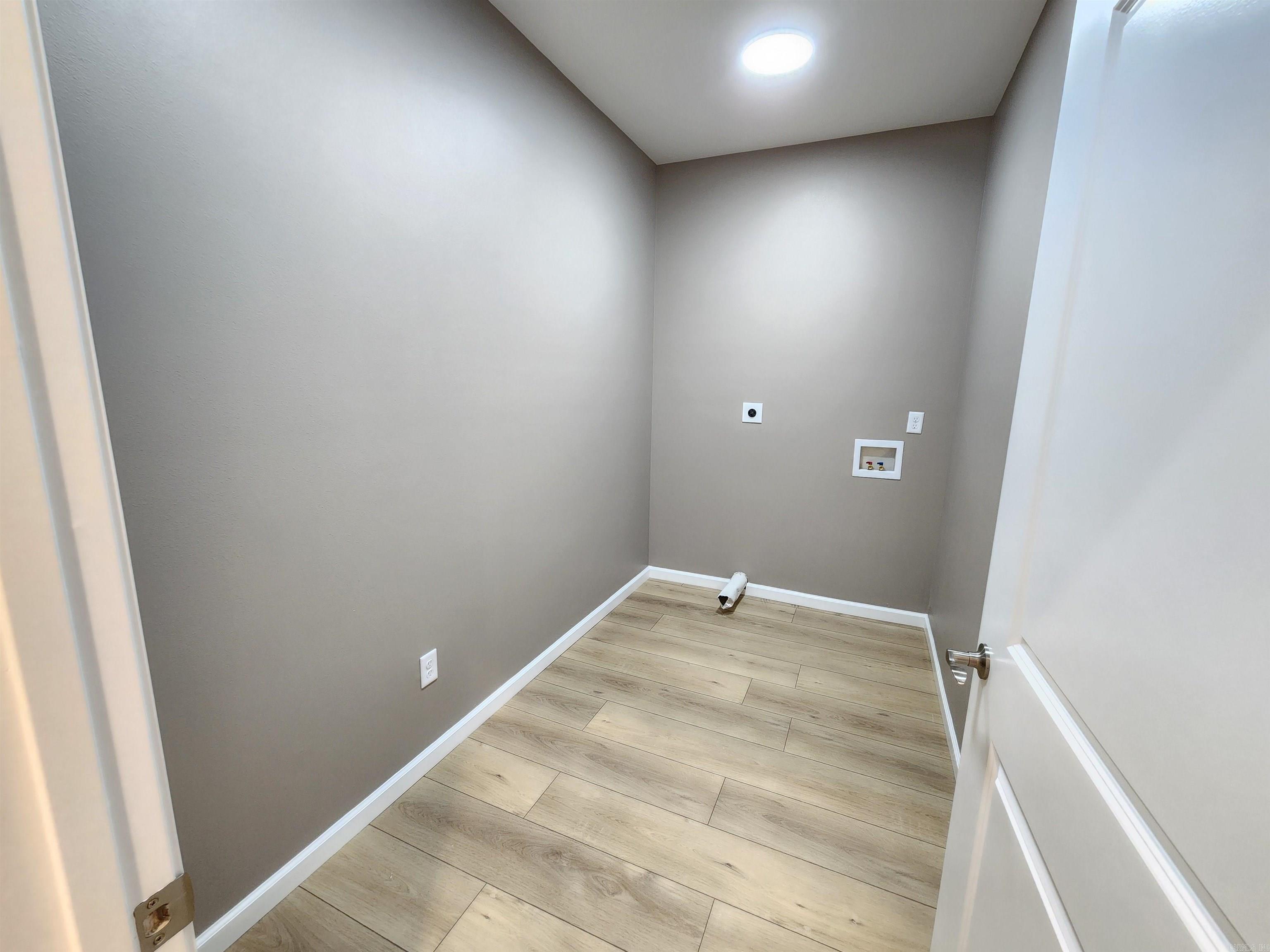 BAKER'S FIELD - Residential