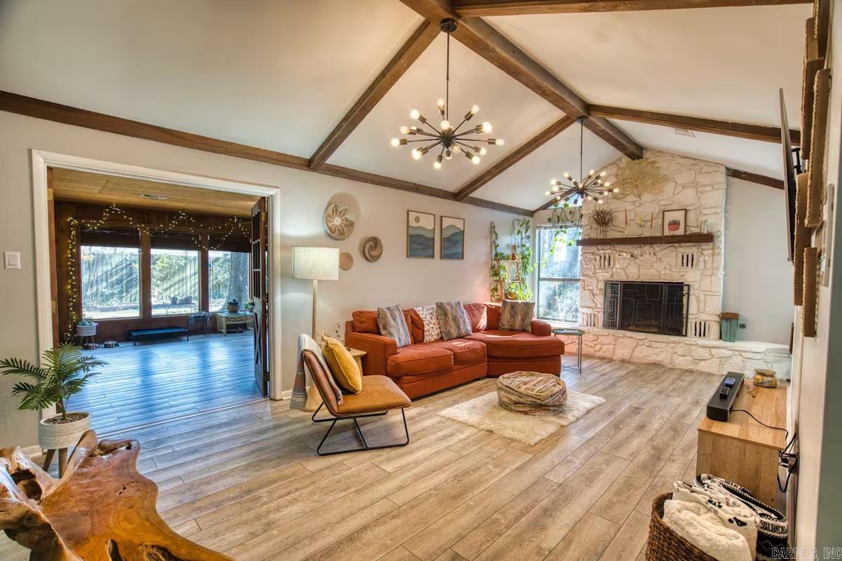 Smoking Oaks - Residential