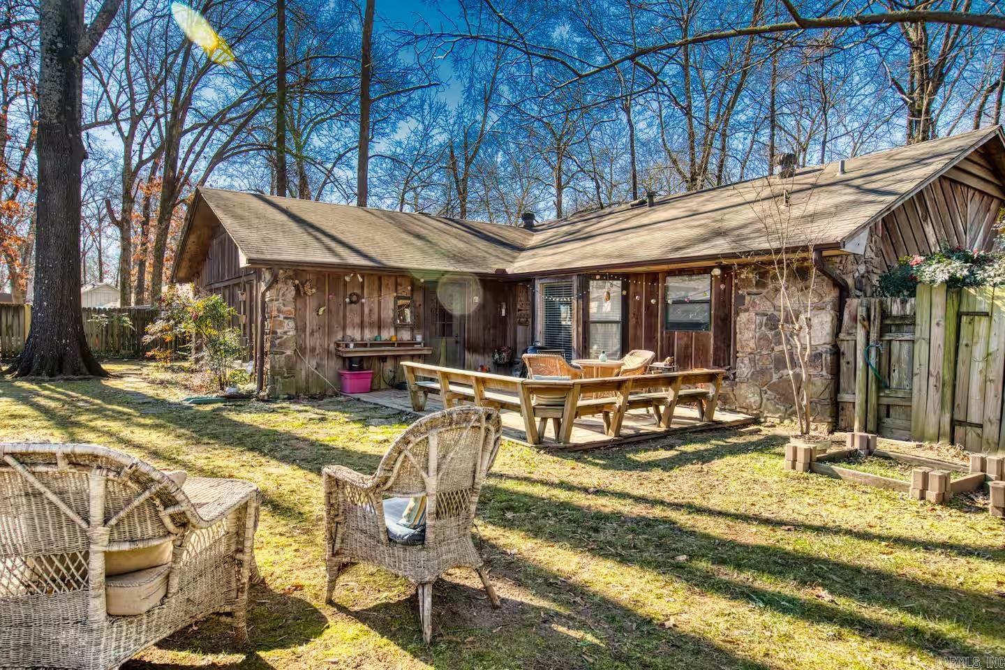 Smoking Oaks - Residential
