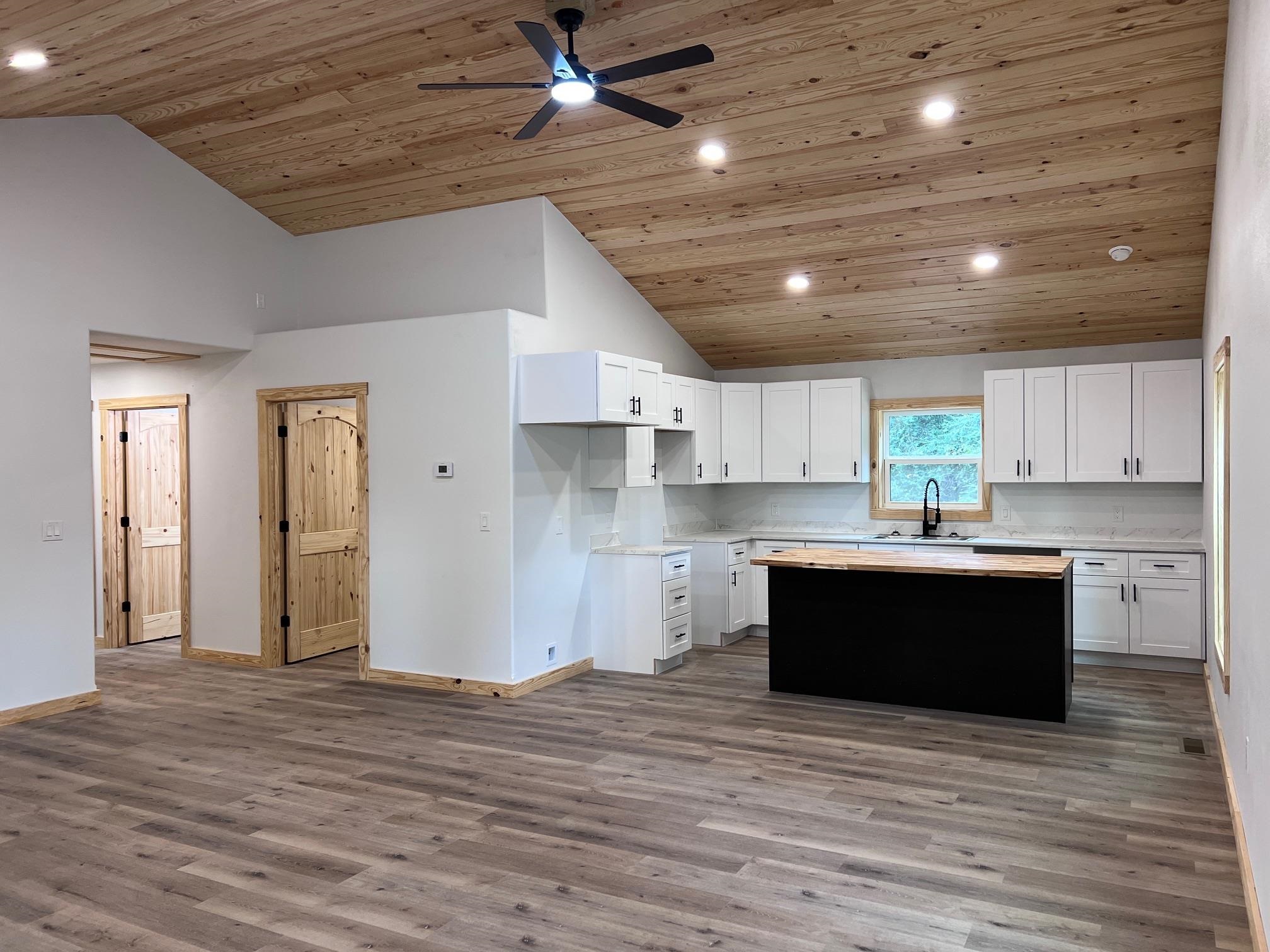 WHITEWATER ESTATES - Residential