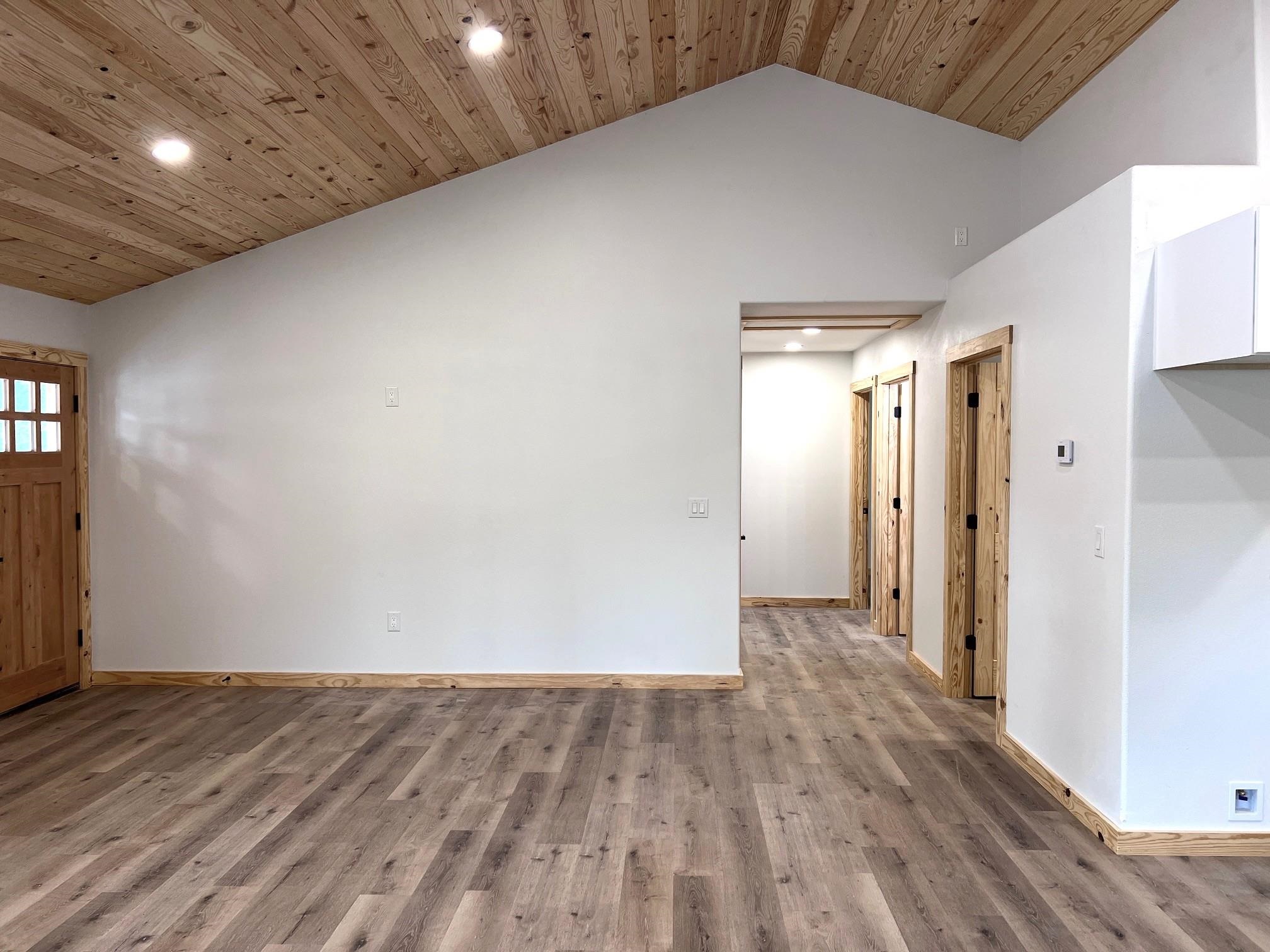 WHITEWATER ESTATES - Residential