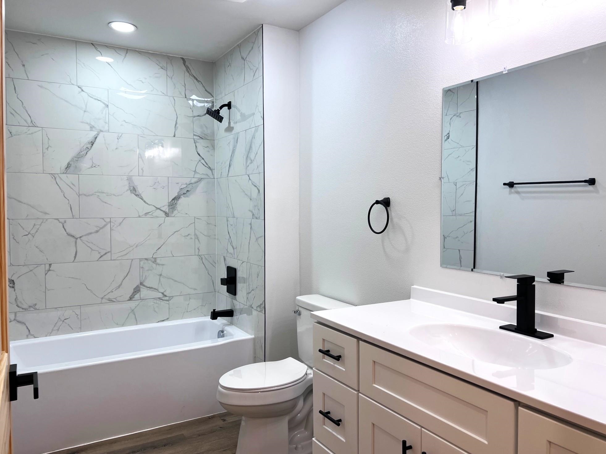 WHITEWATER ESTATES - Residential