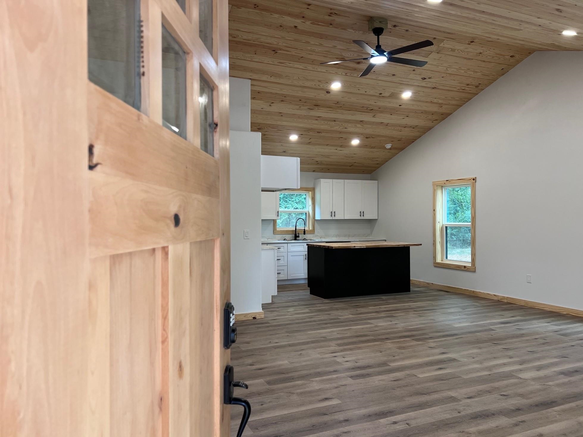 WHITEWATER ESTATES - Residential