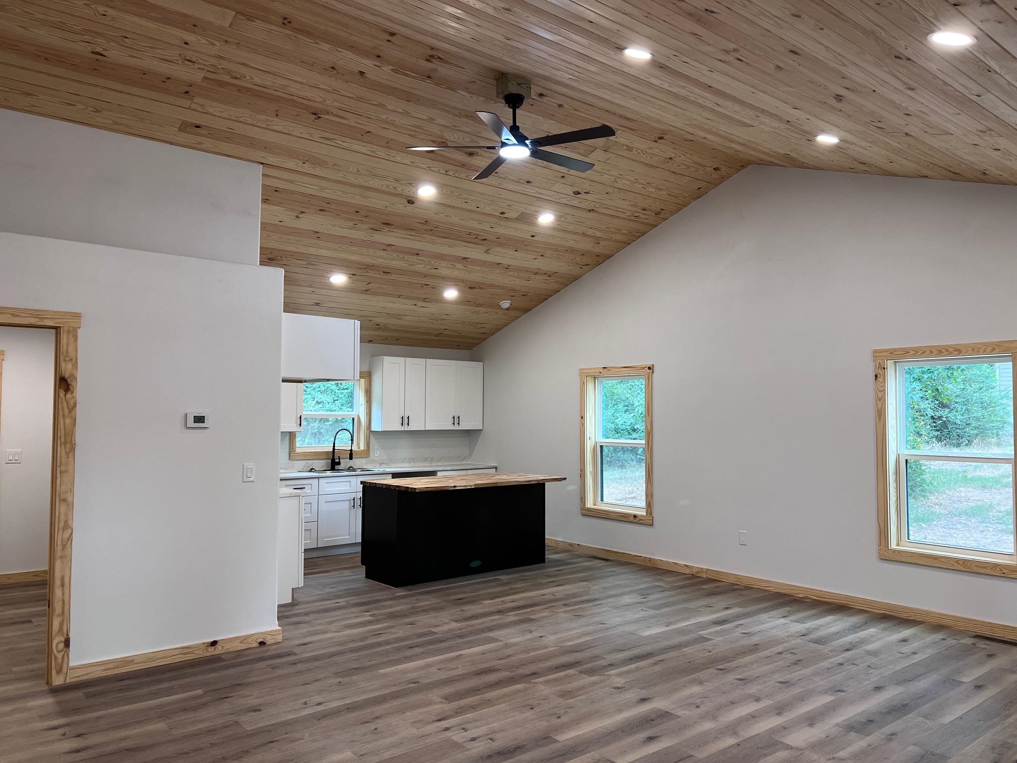 WHITEWATER ESTATES - Residential
