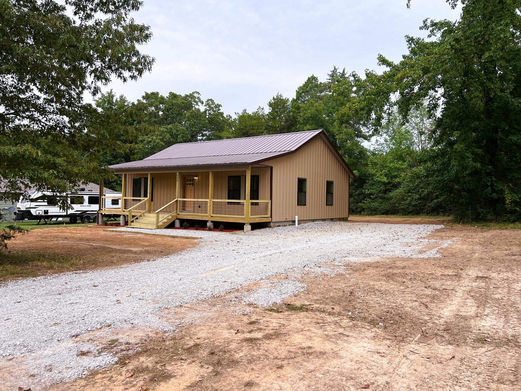 WHITEWATER ESTATES - Residential
