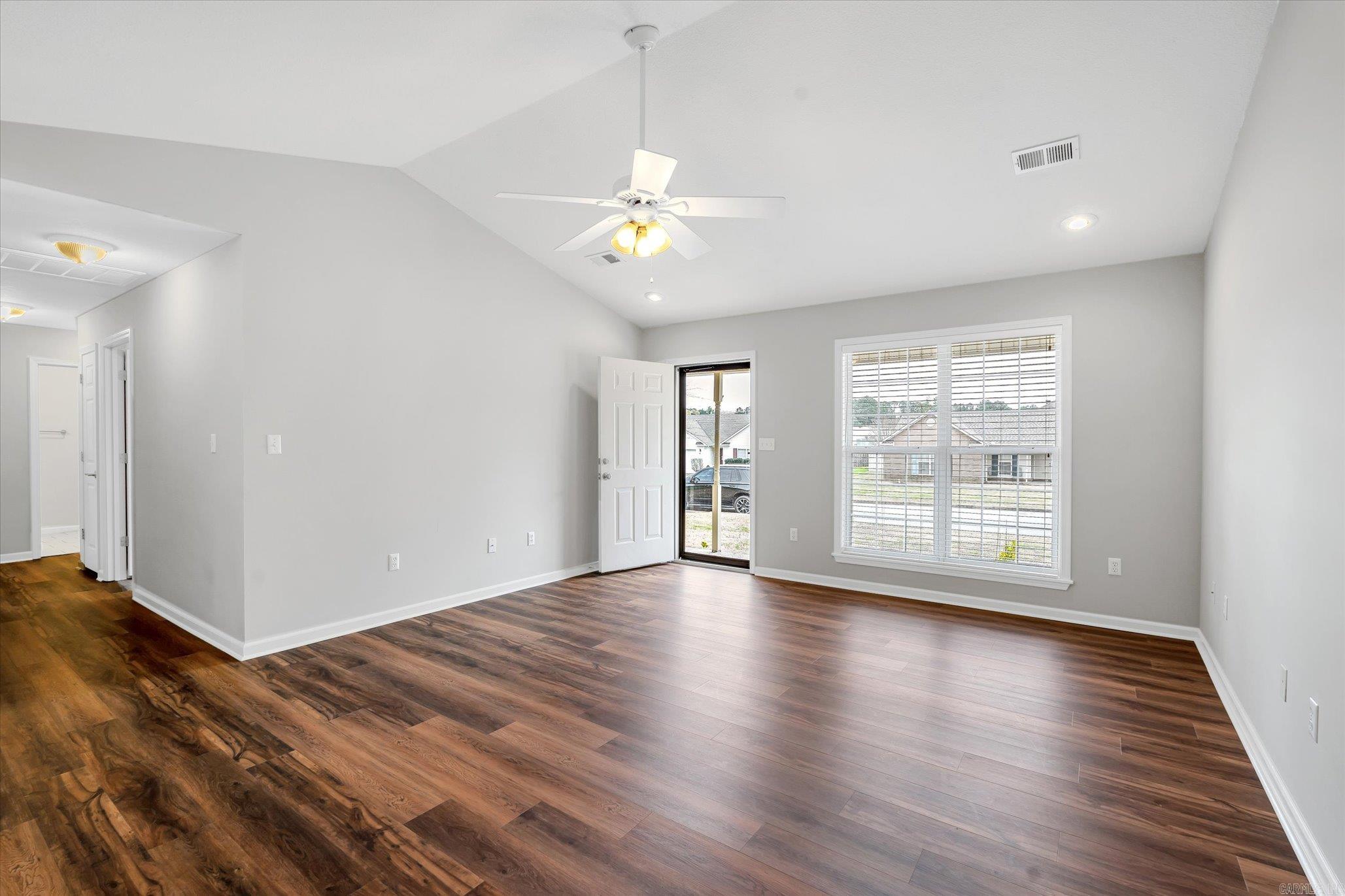 Lynnwood Heights - Residential