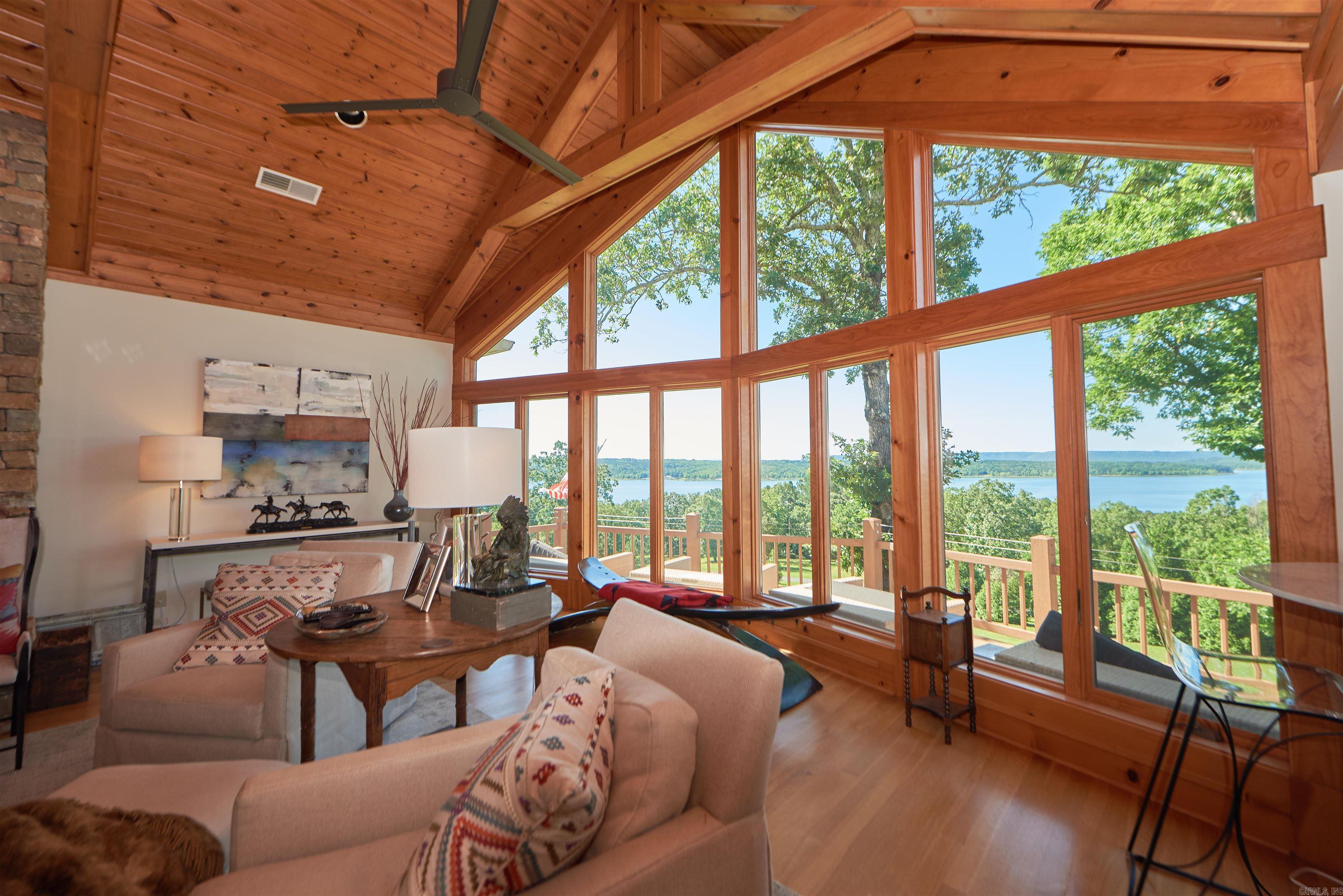GRAND VIEW ESTATES - Residential