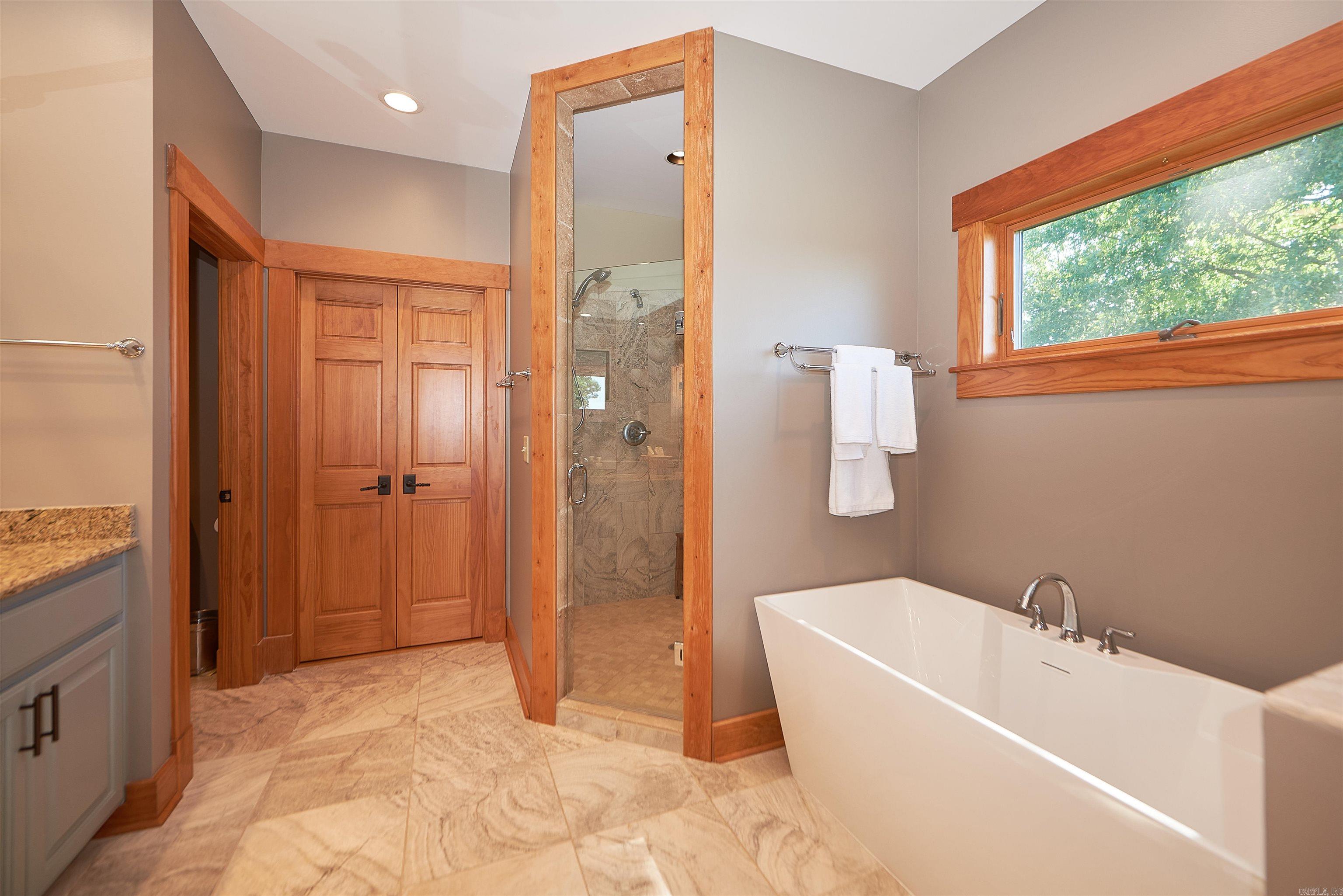 GRAND VIEW ESTATES - Residential