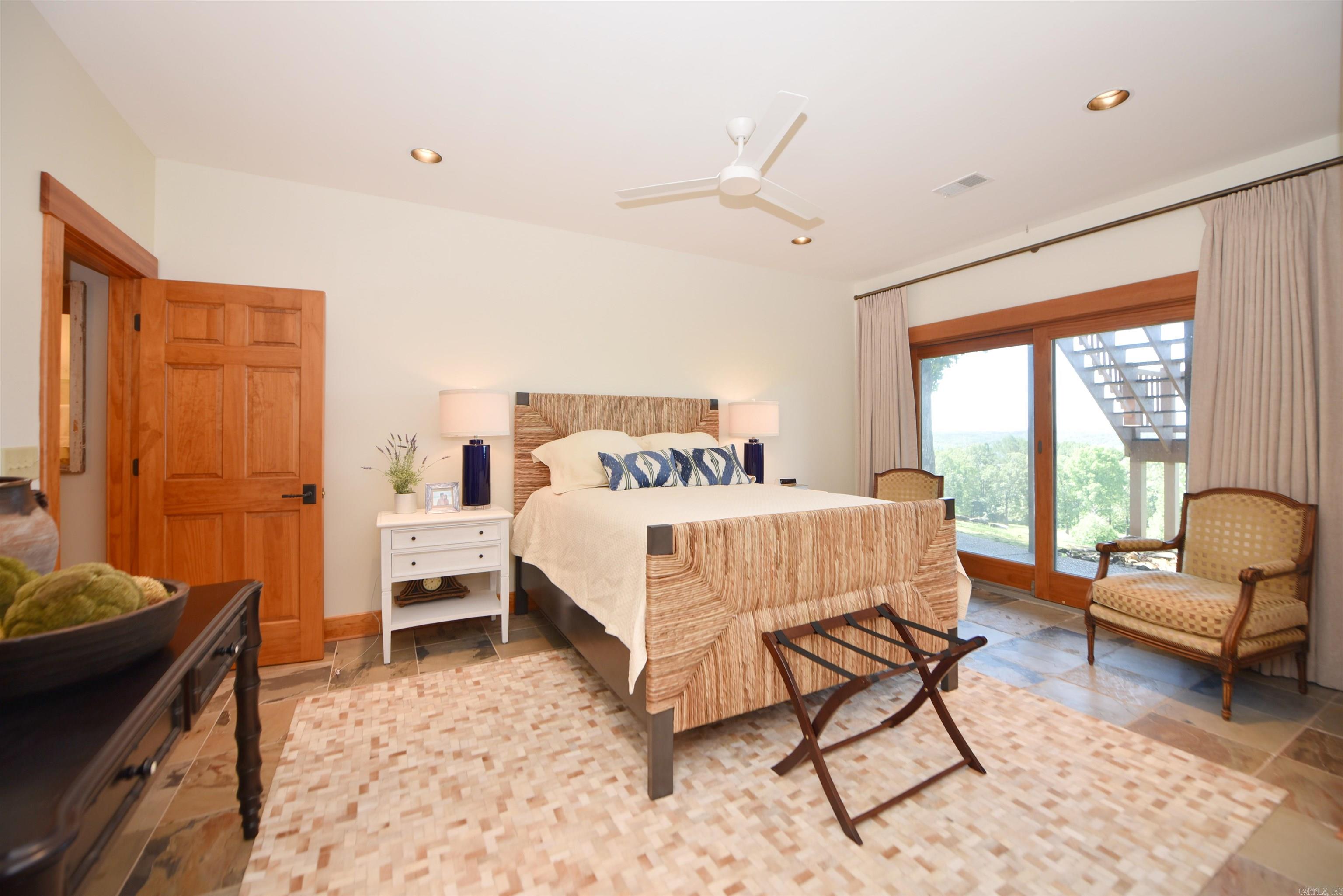 GRAND VIEW ESTATES - Residential