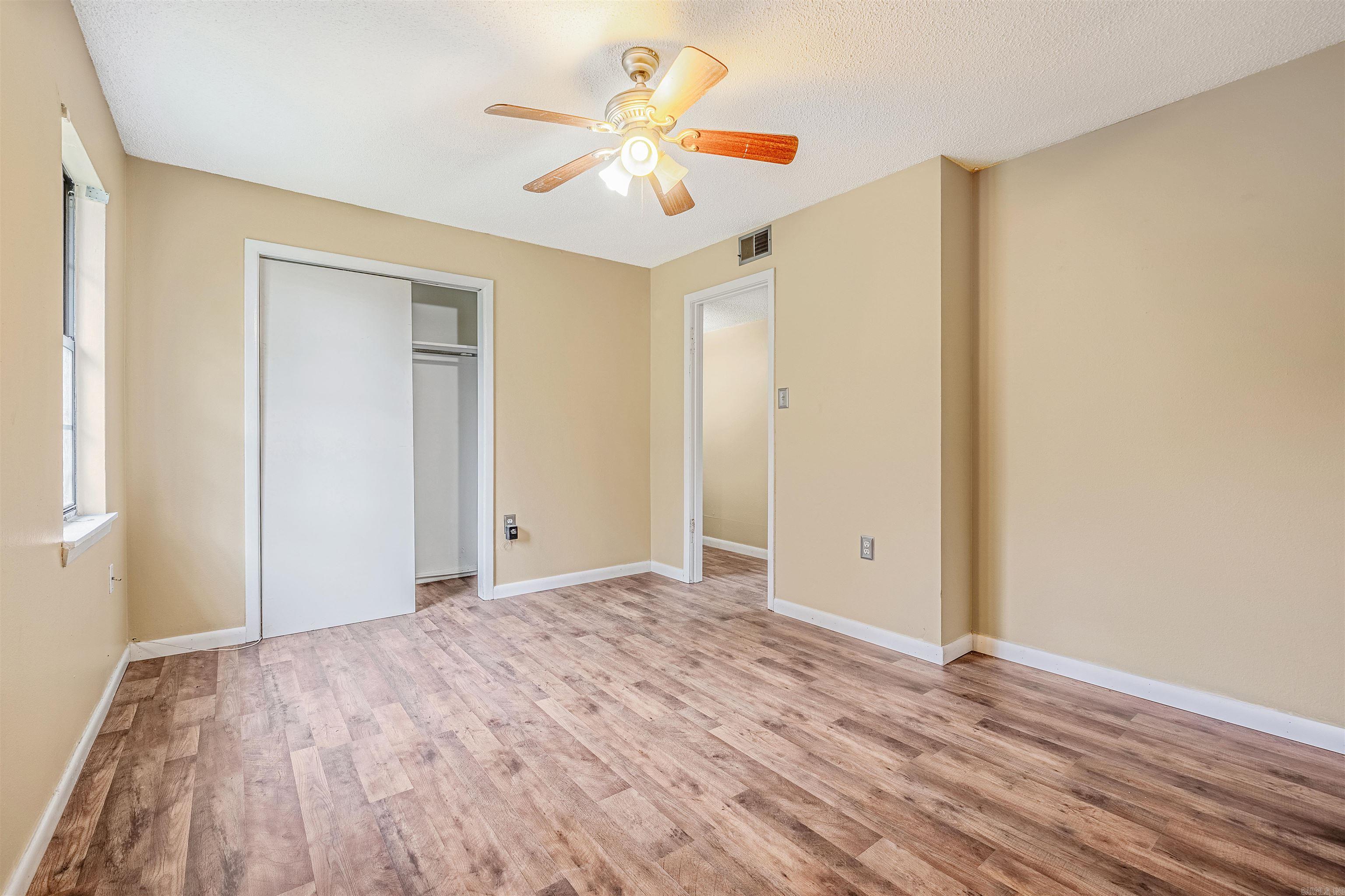 HOLIDAY TERRACE ADDN (HIGGINSON) - Residential