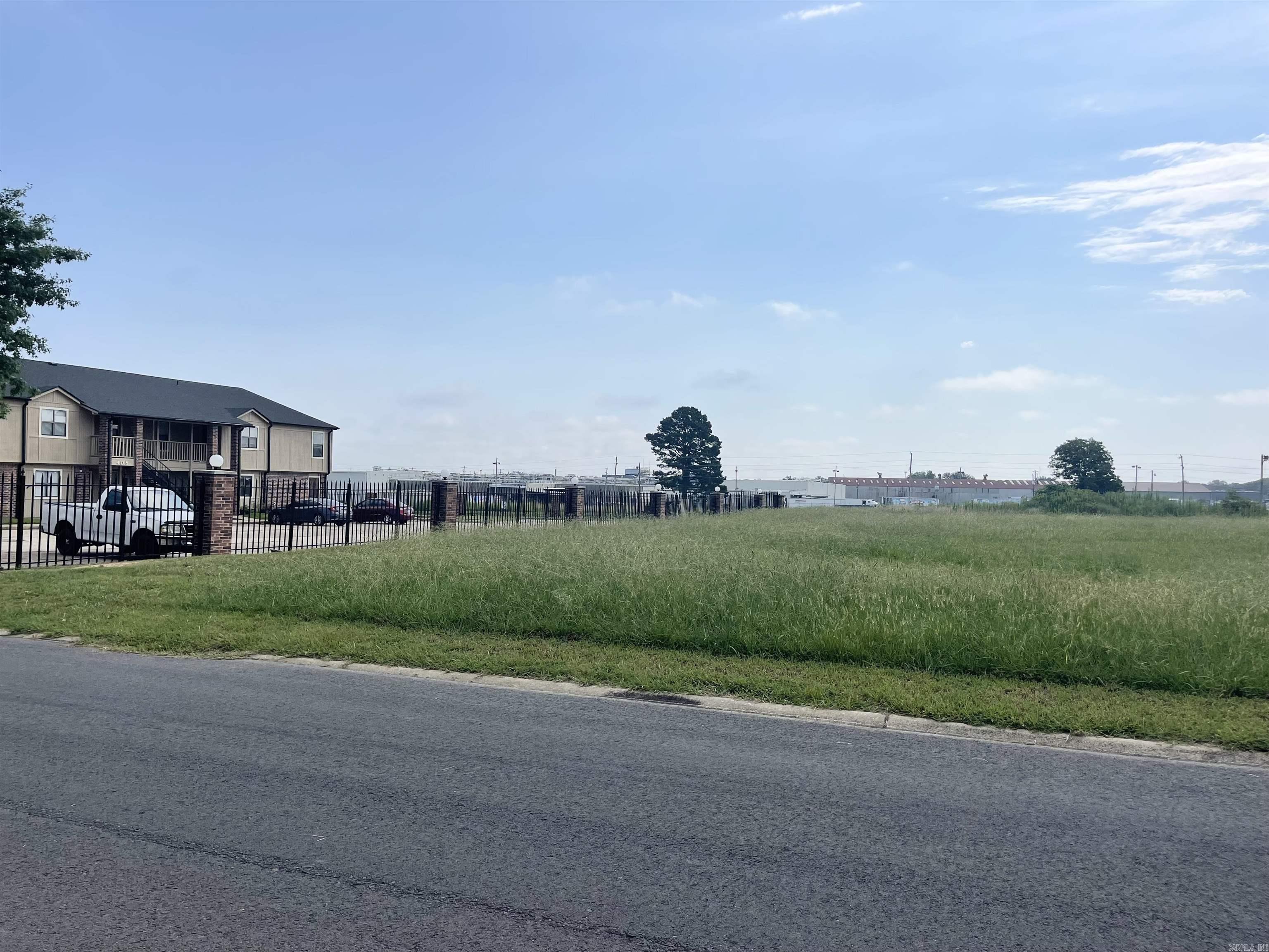 Searcy Outlots - Commercial Sale