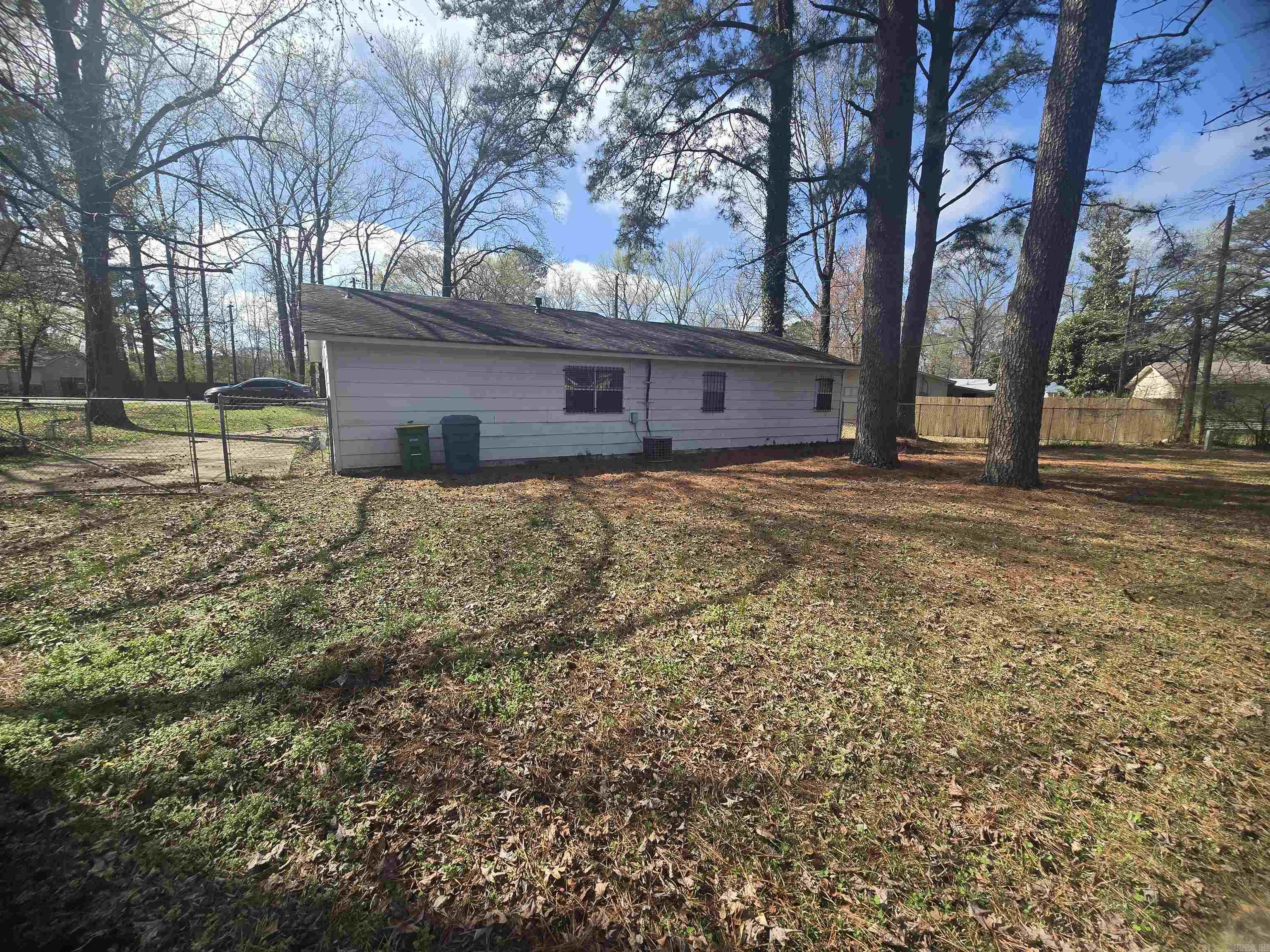 SOUTHWEST ACRES - Residential