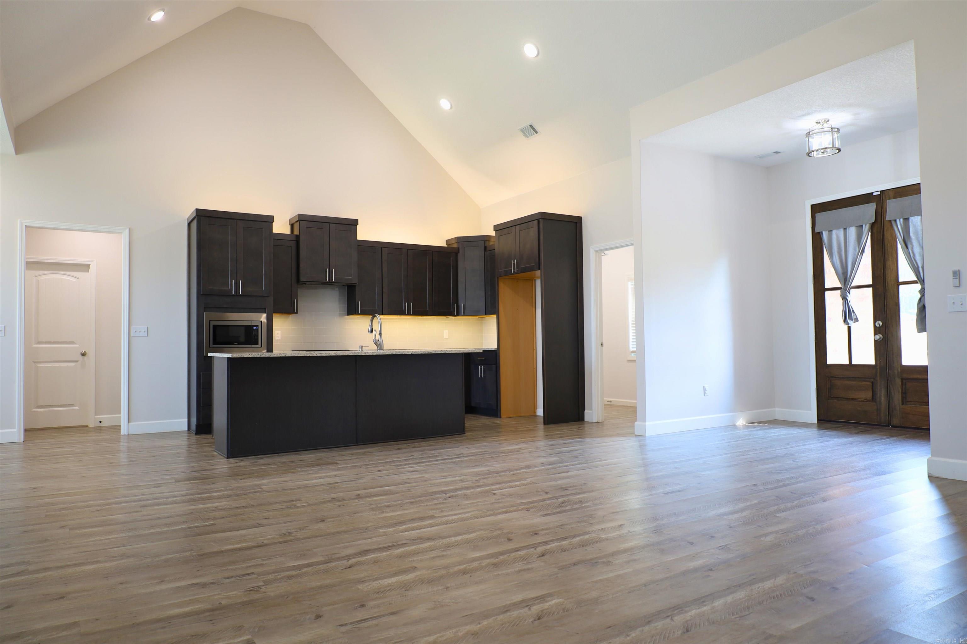 SILO RIDGE ESTATES - Residential