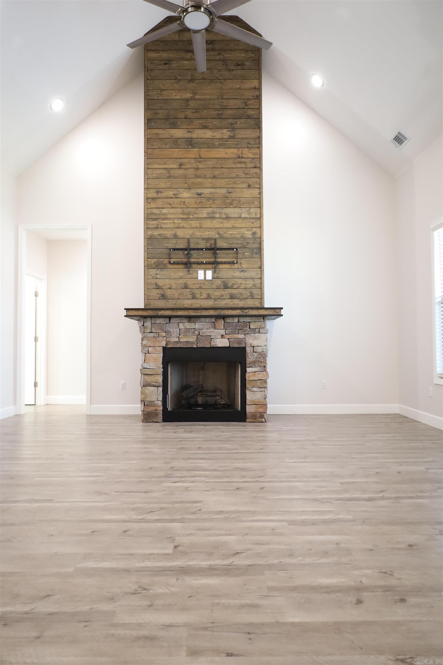 SILO RIDGE ESTATES - Residential