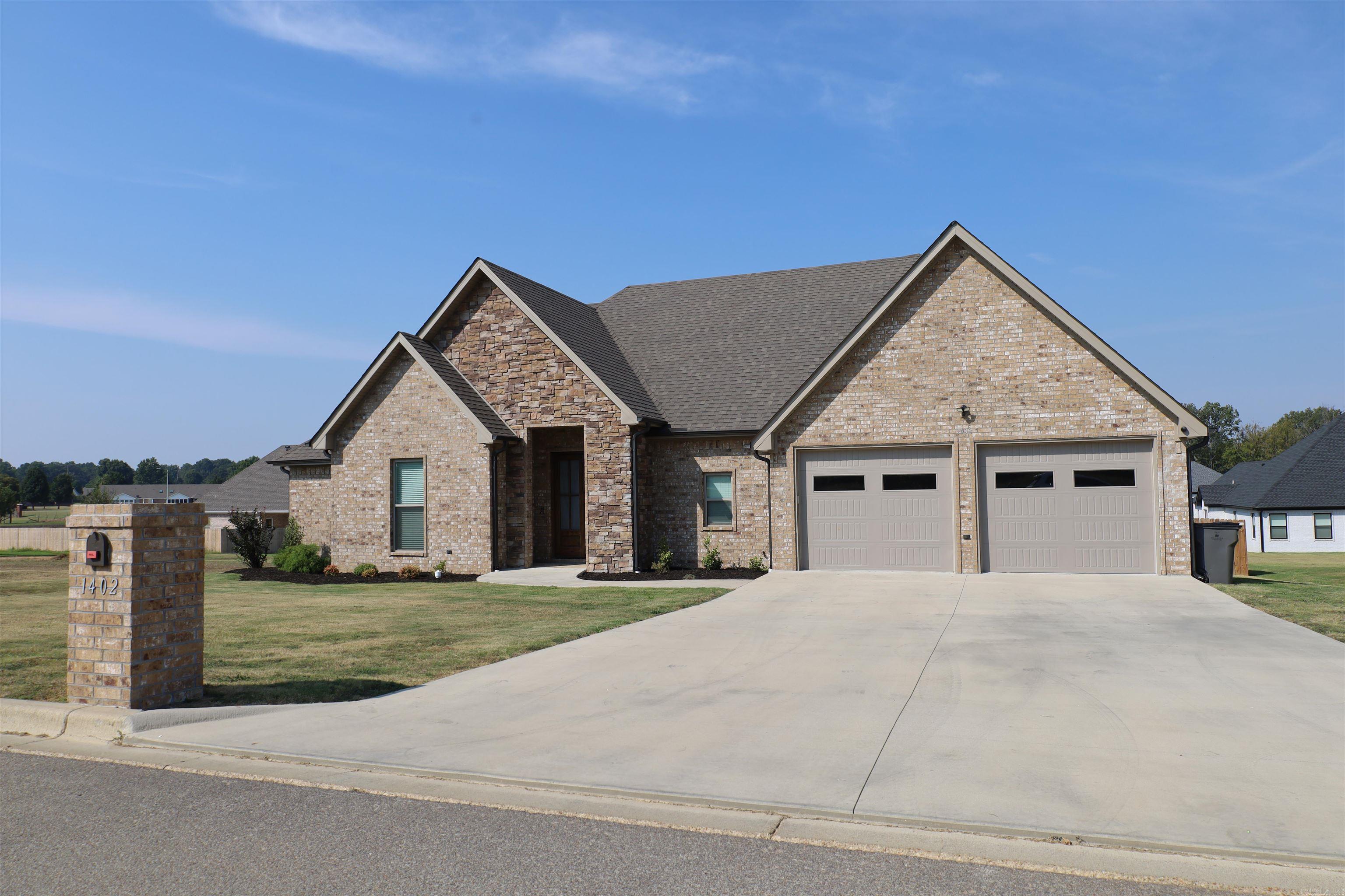 SILO RIDGE ESTATES - Residential
