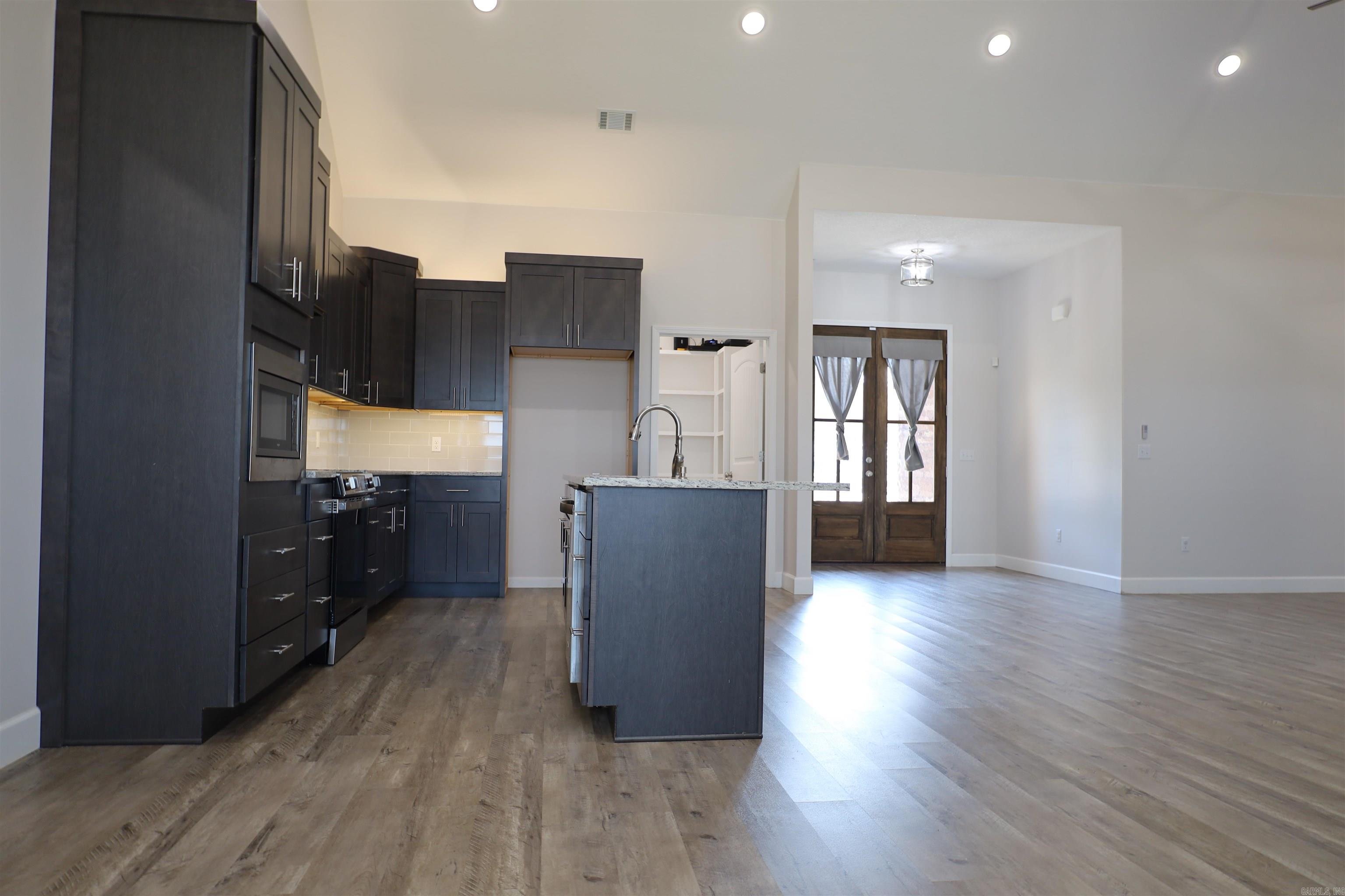 SILO RIDGE ESTATES - Residential