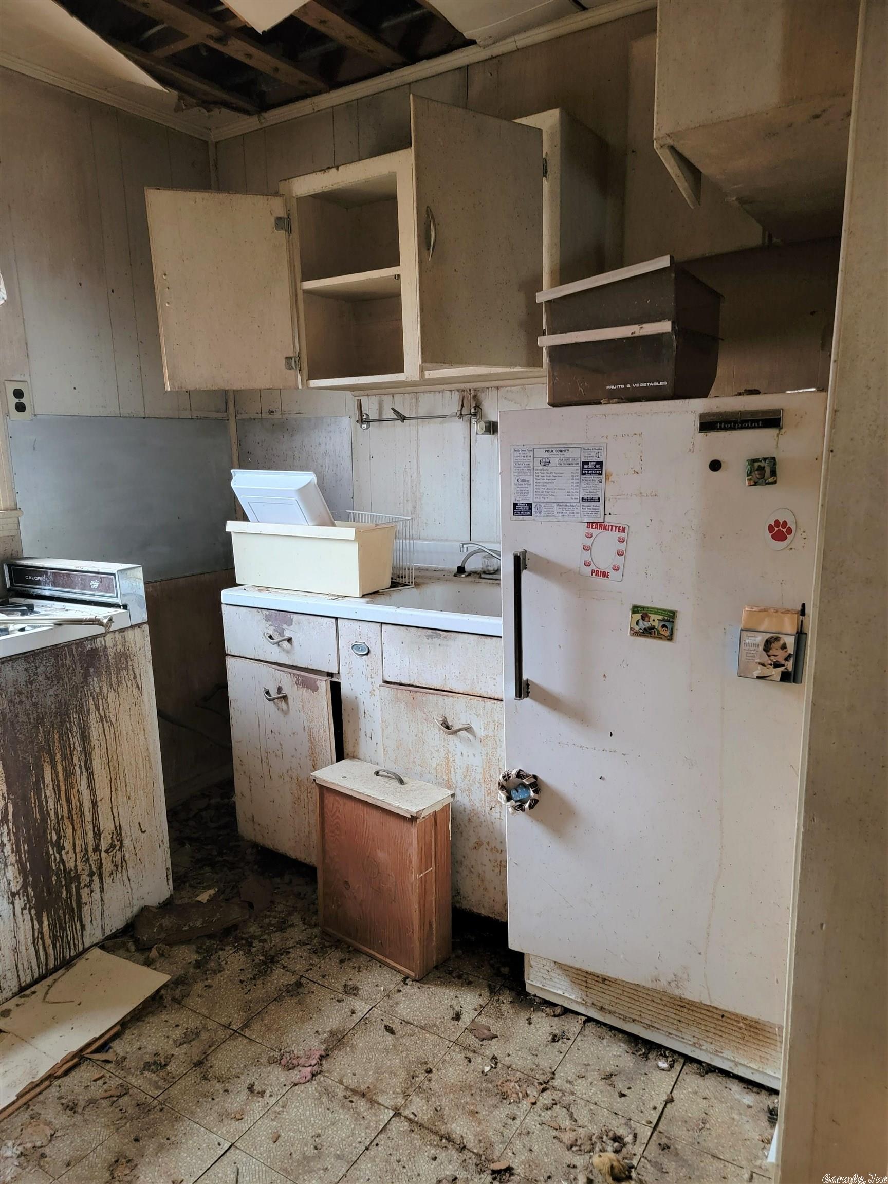 Eureka - Commercial Sale