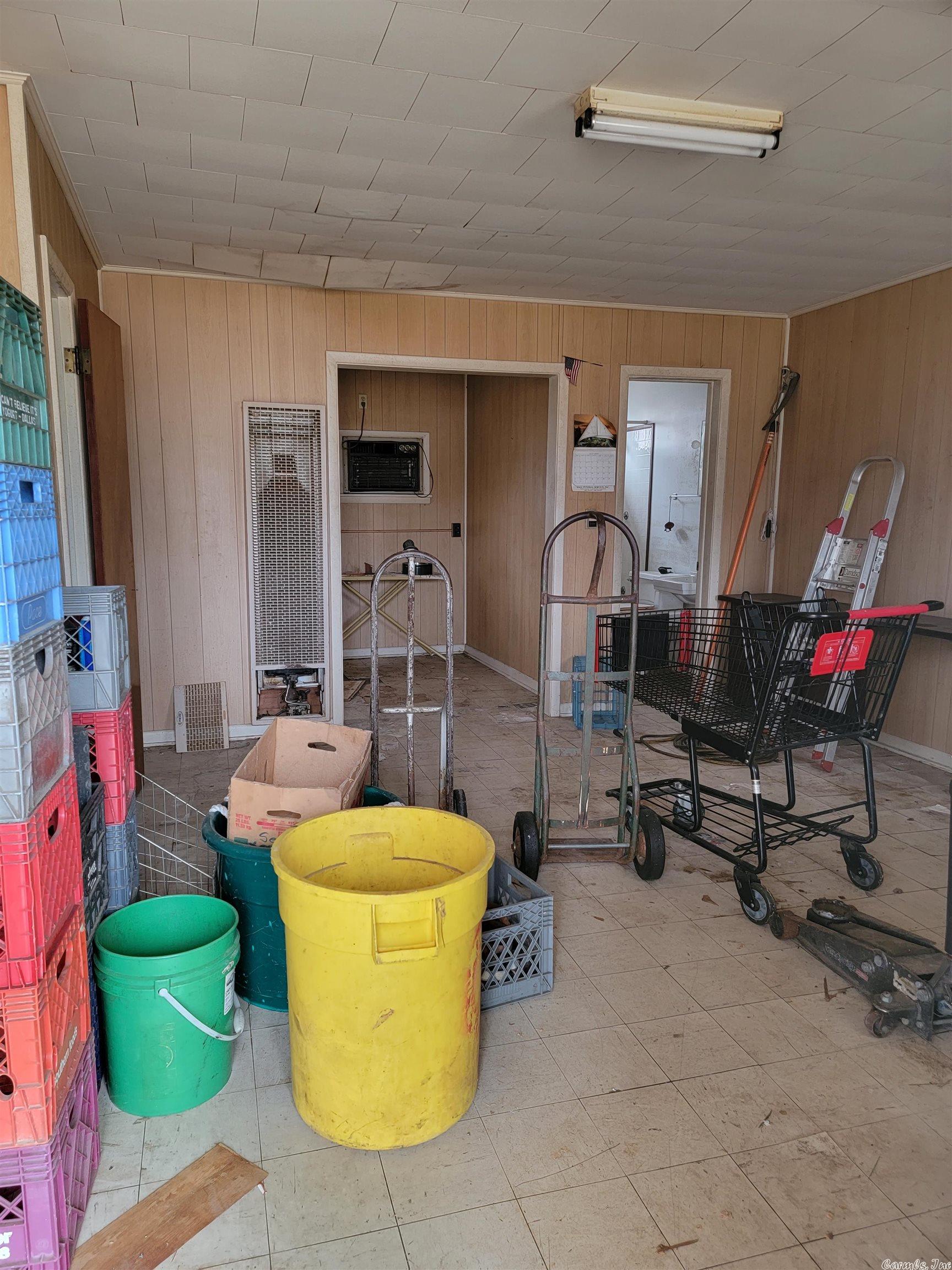 Eureka - Commercial Sale