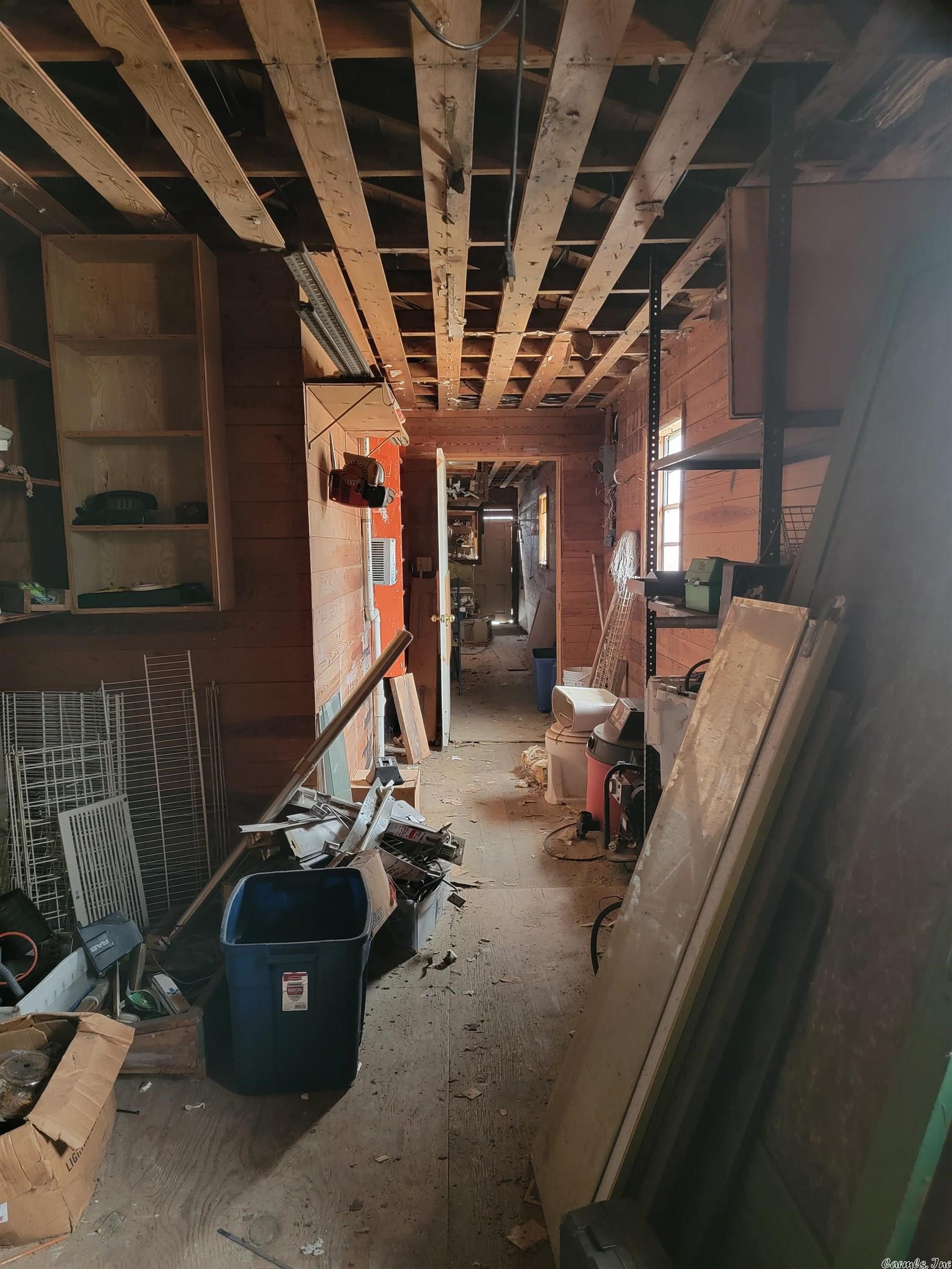 Eureka - Commercial Sale