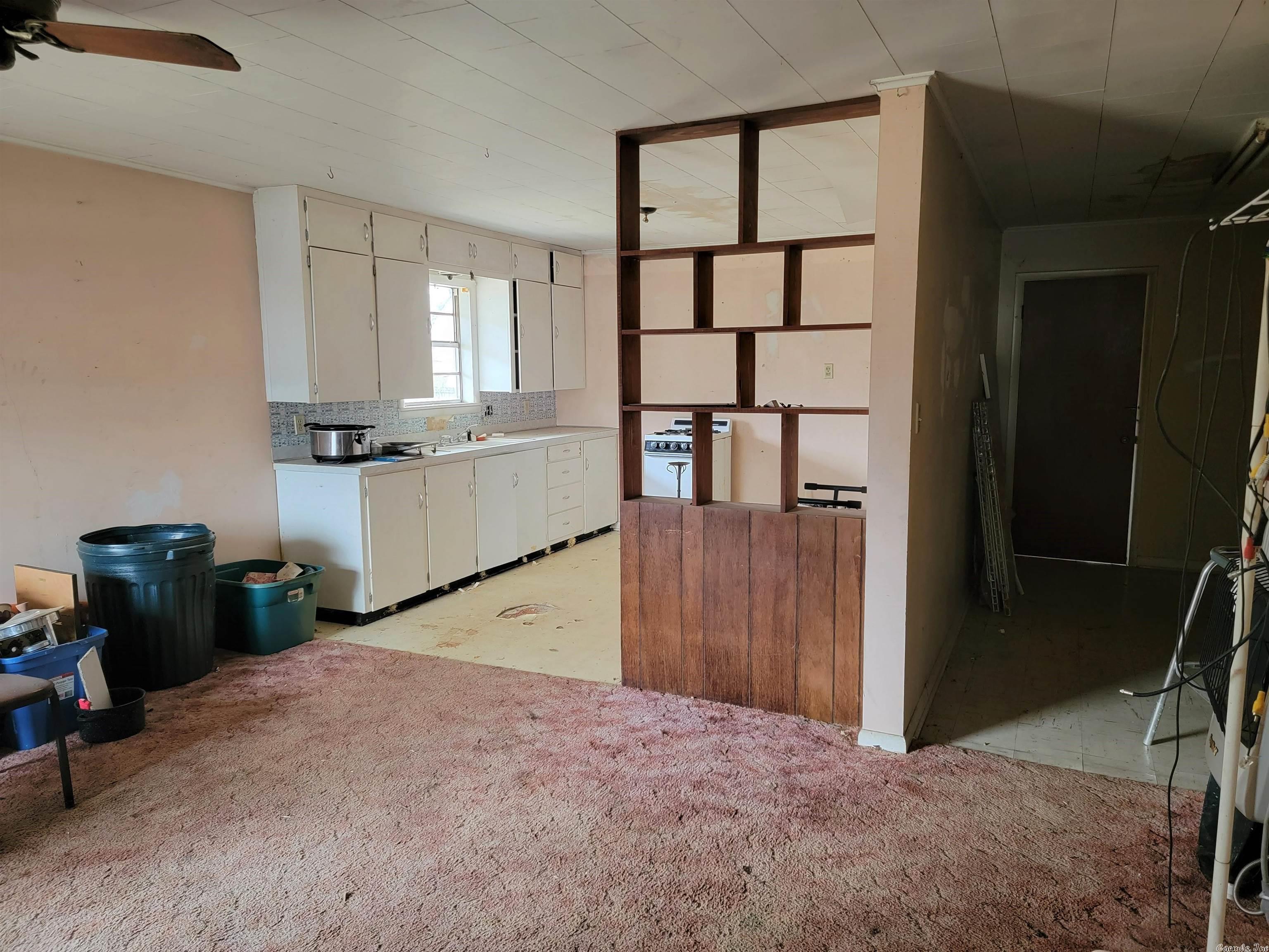 Eureka - Commercial Sale