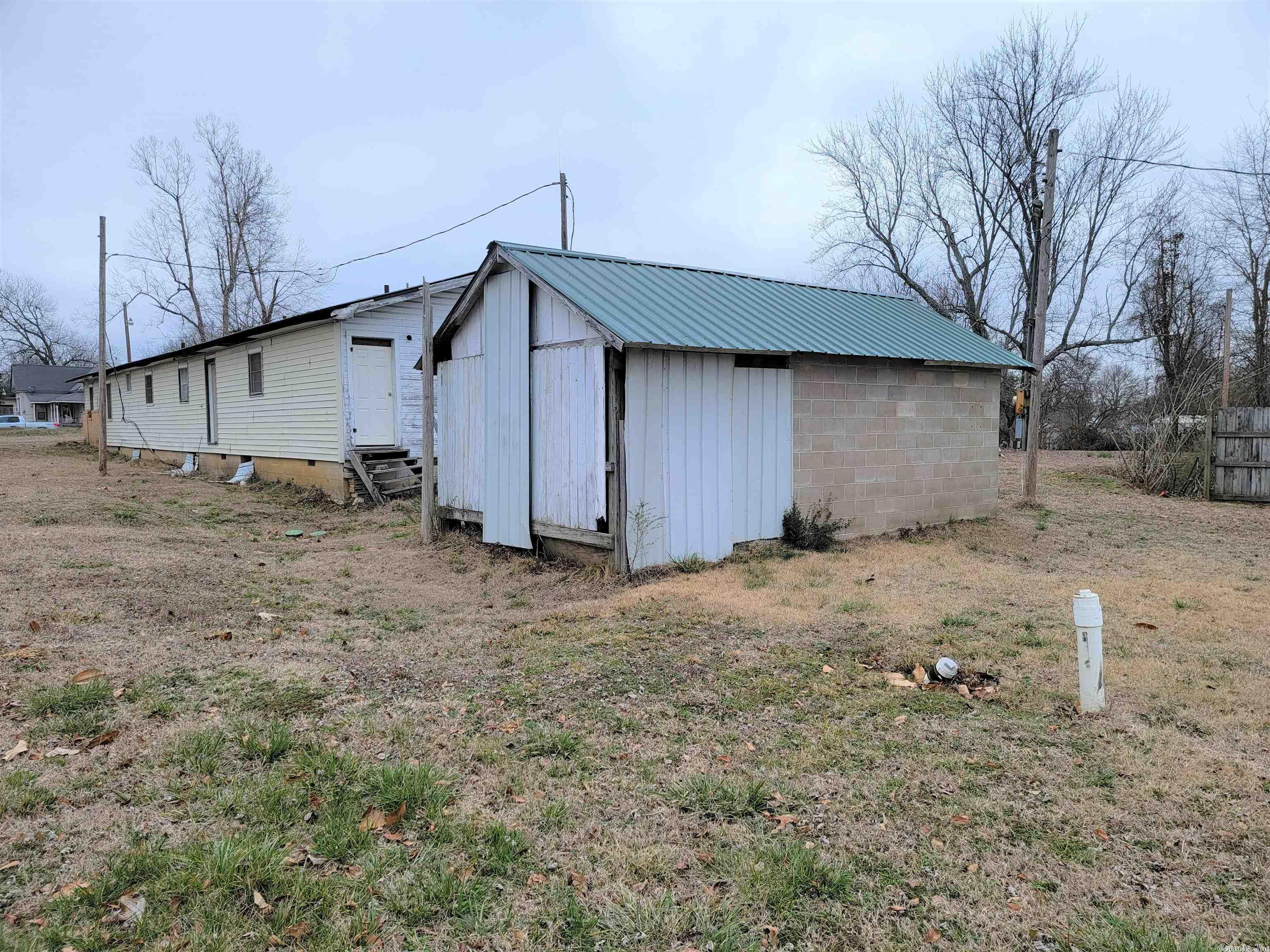 Eureka - Commercial Sale