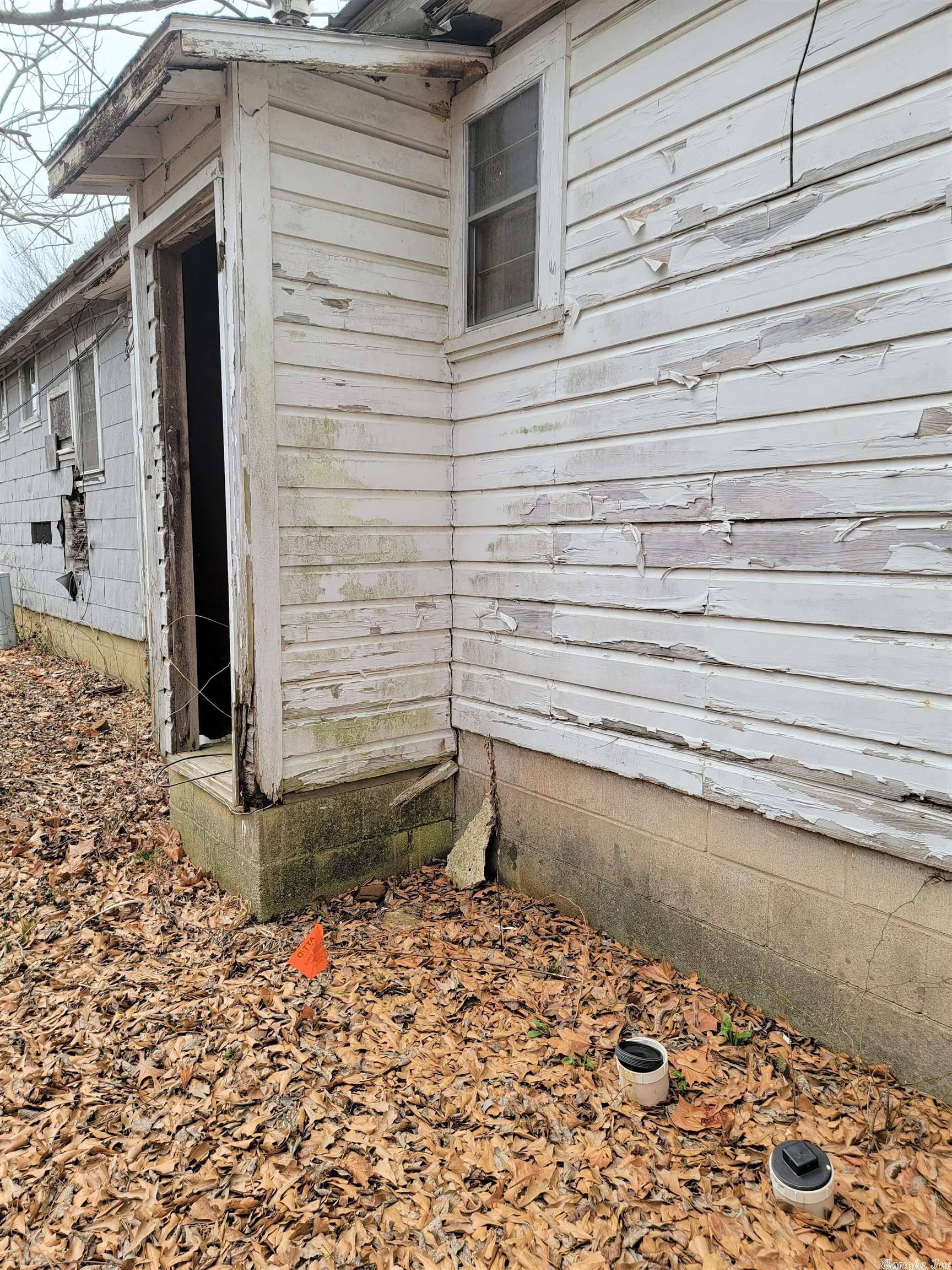 Eureka - Commercial Sale