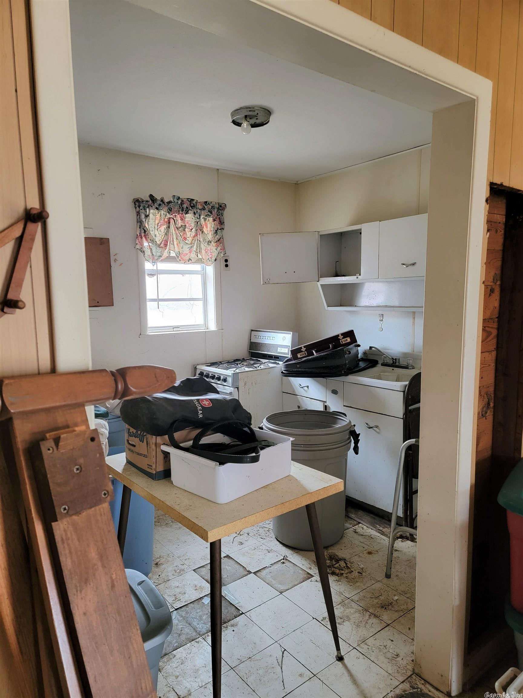 Eureka - Commercial Sale