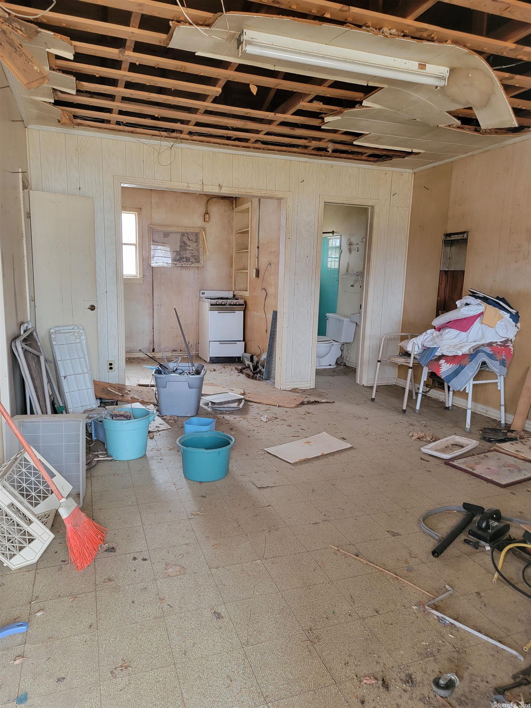 Eureka - Commercial Sale