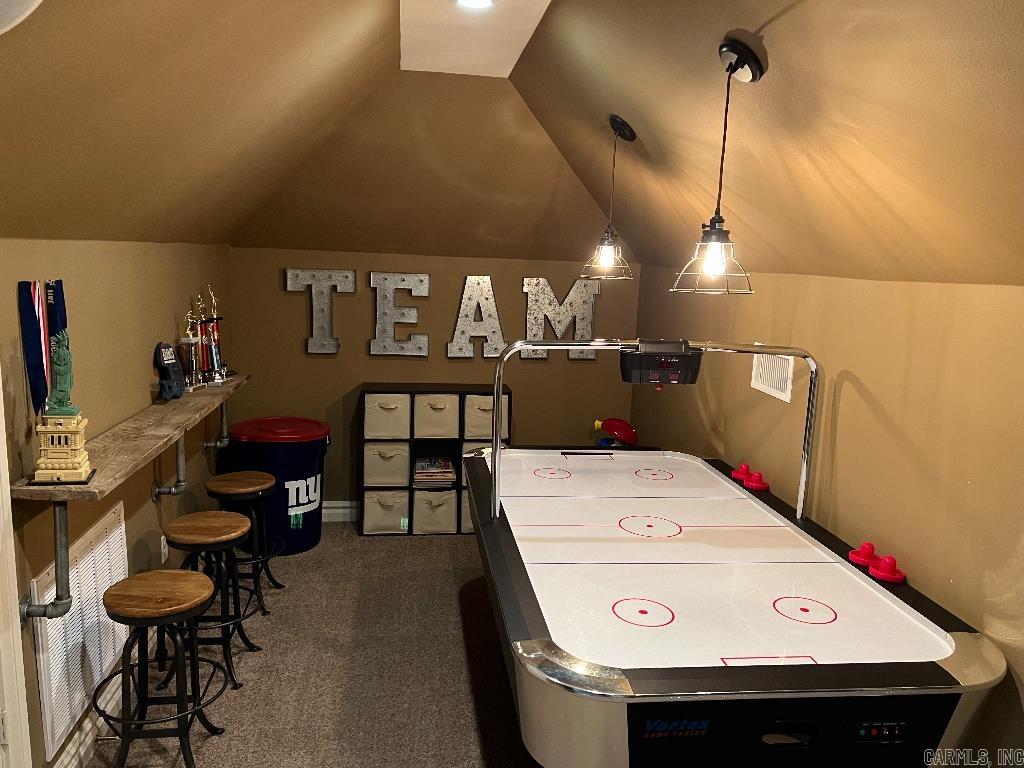 CHAPEL CREEK - Residential