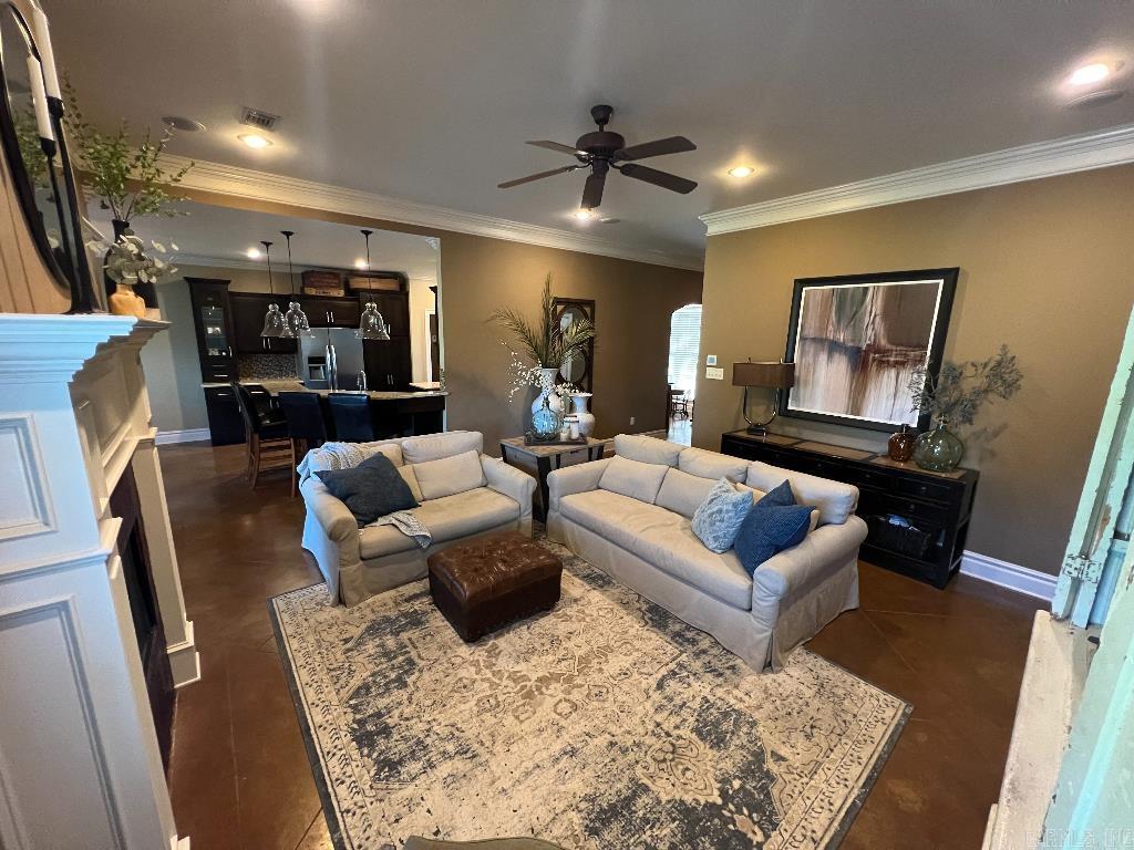 CHAPEL CREEK - Residential