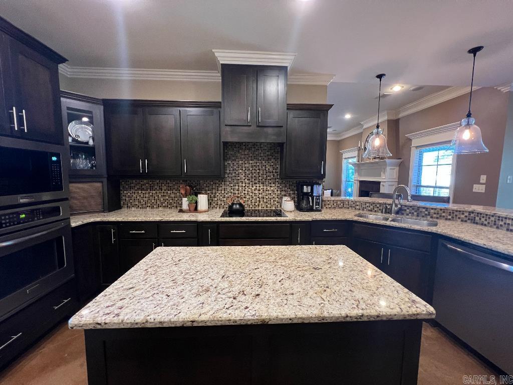 CHAPEL CREEK - Residential