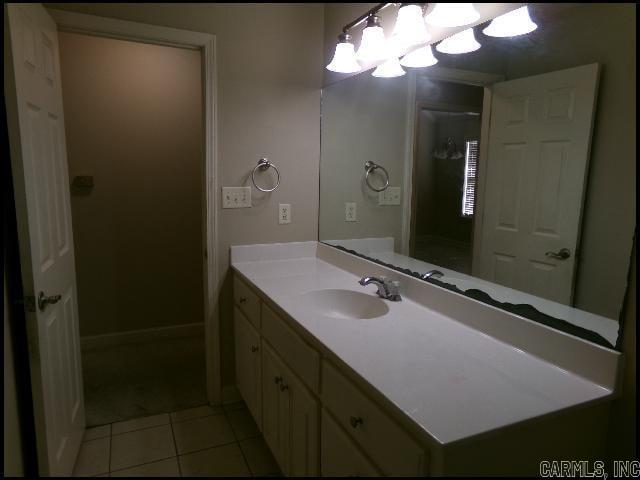 KENWOOD ESTATES - Residential Lease