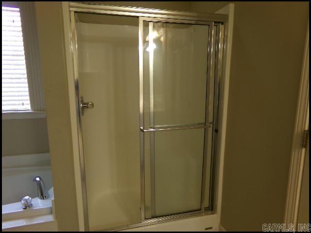 KENWOOD ESTATES - Residential Lease