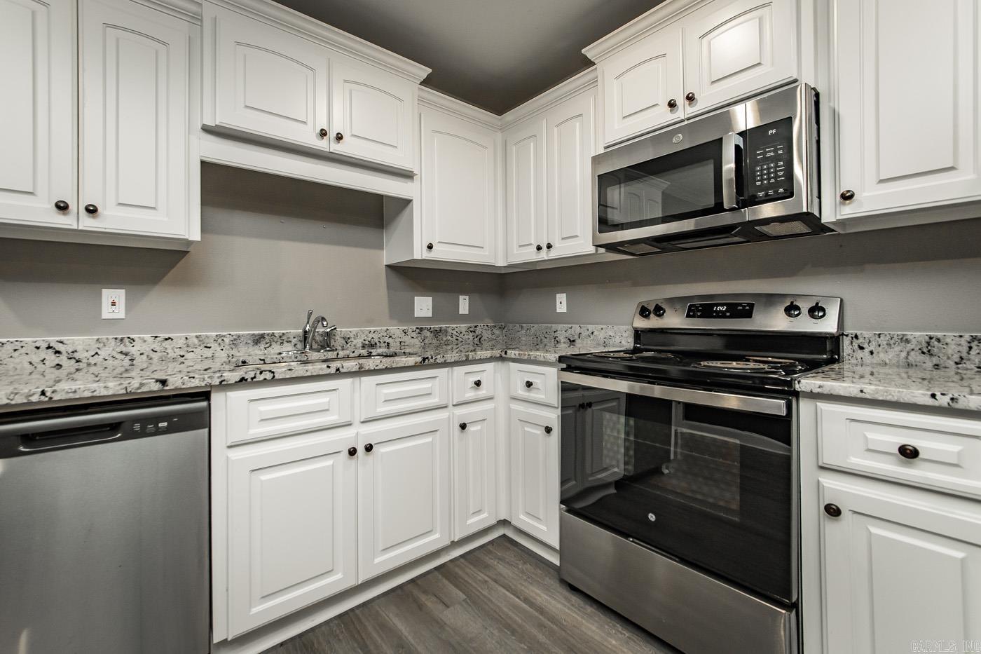 PLAINVIEW - Residential