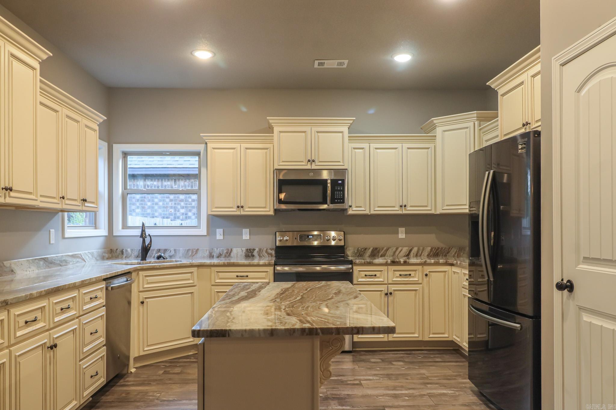 Cypress Pointe - Residential