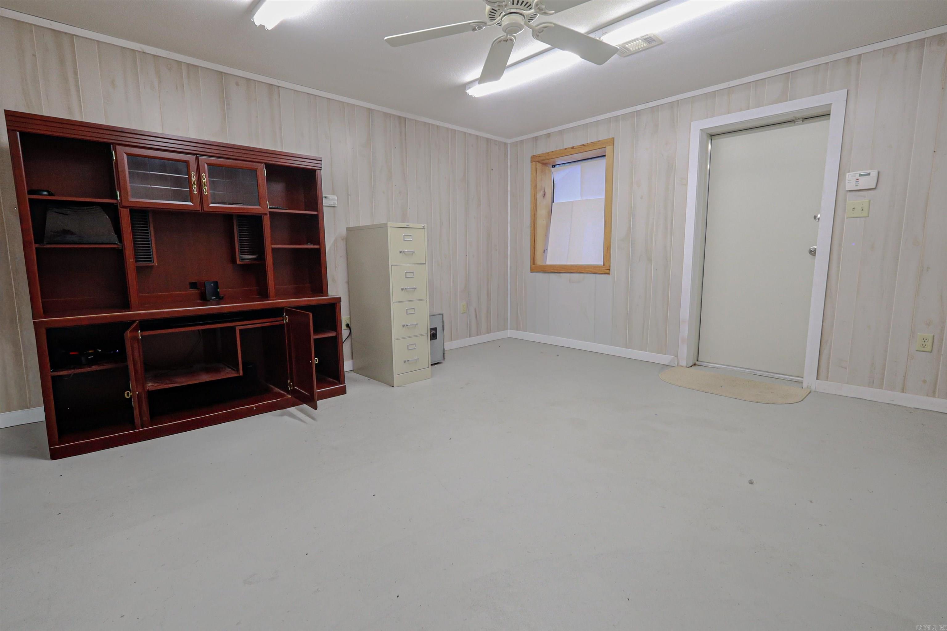 Metes & Bounds - Commercial Sale