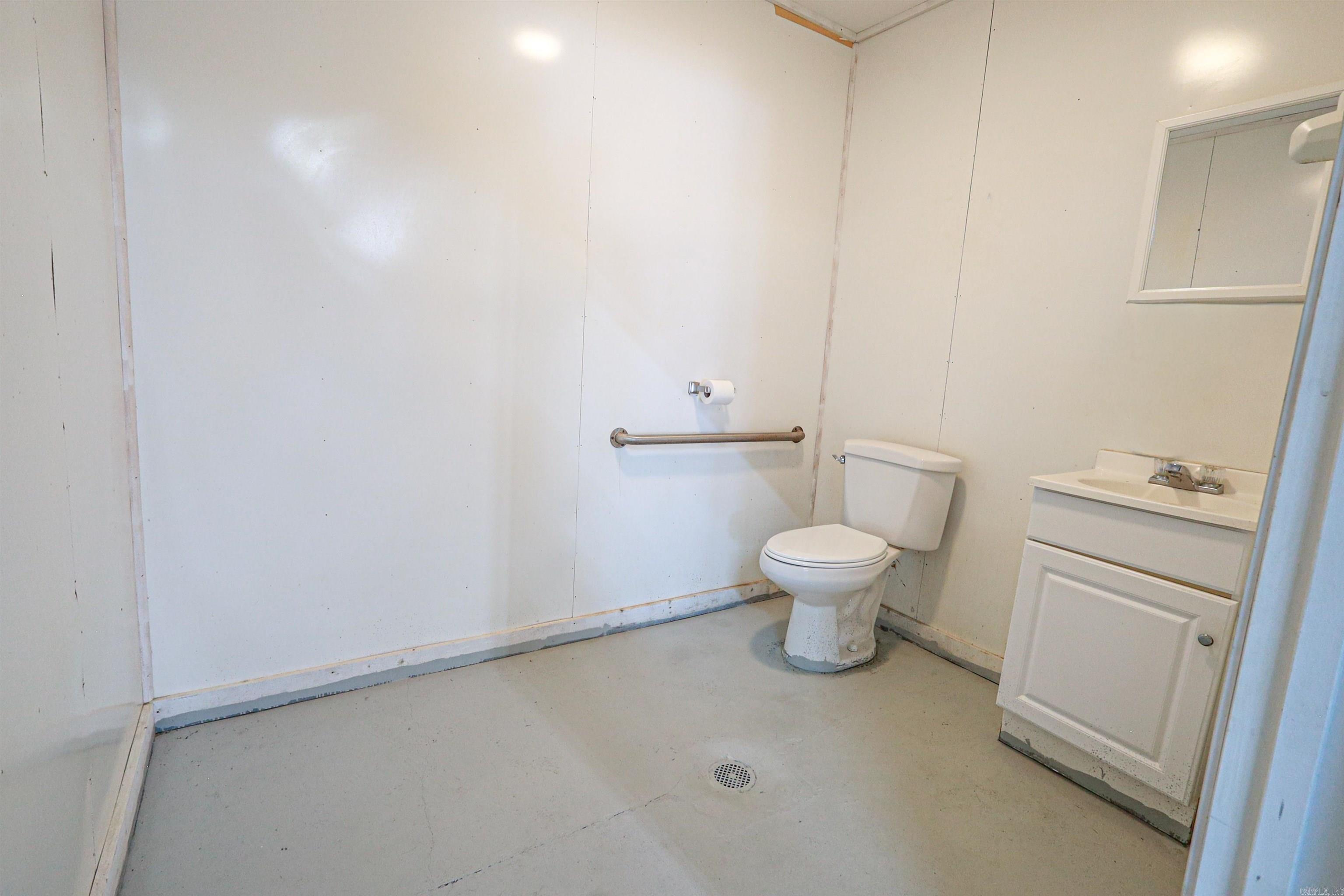 Metes & Bounds - Commercial Sale