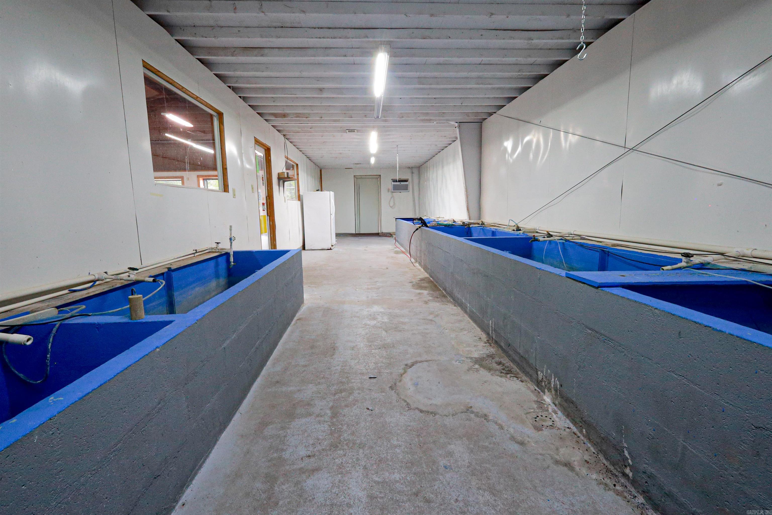 Metes & Bounds - Commercial Sale