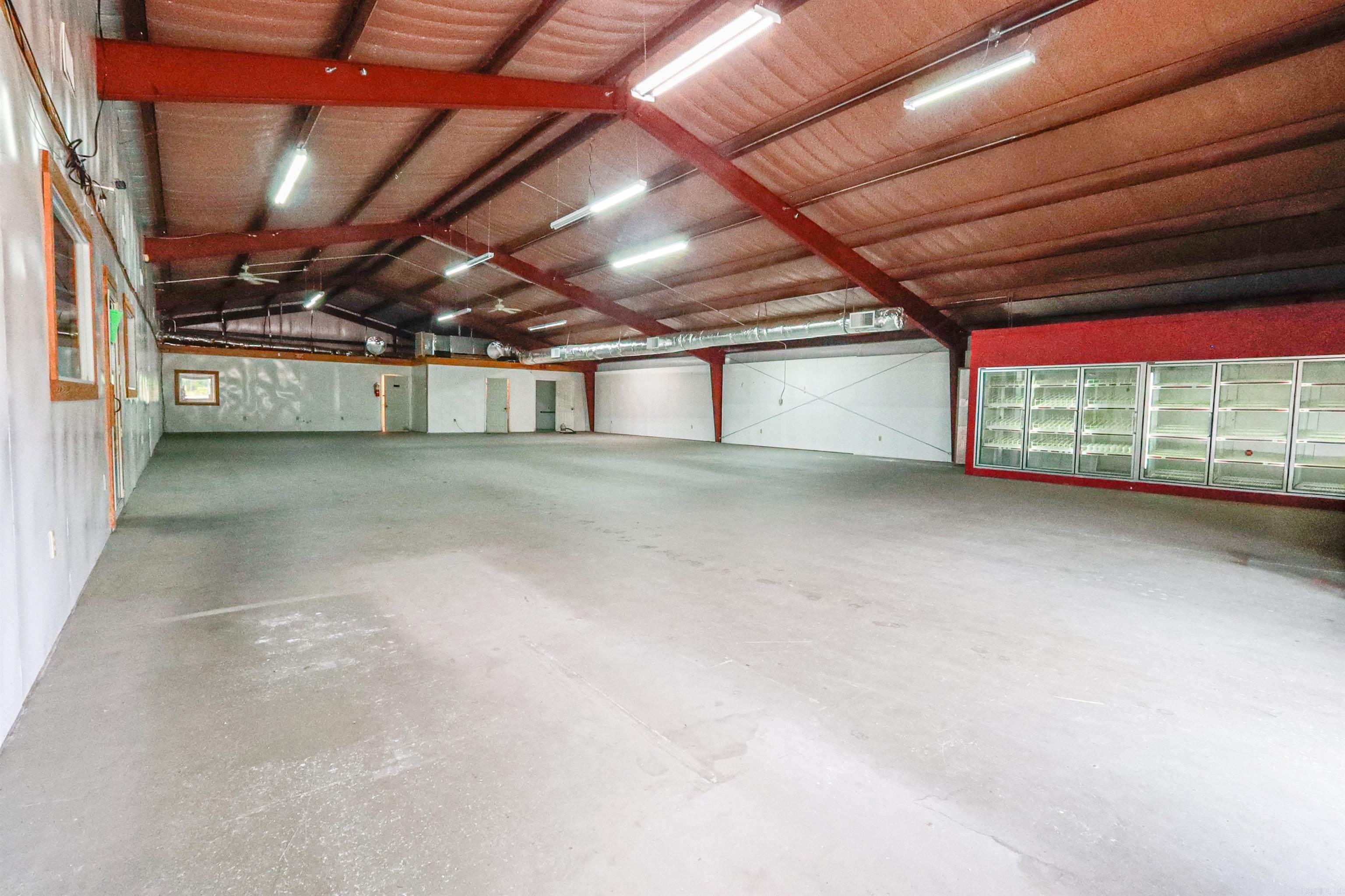 Metes & Bounds - Commercial Sale