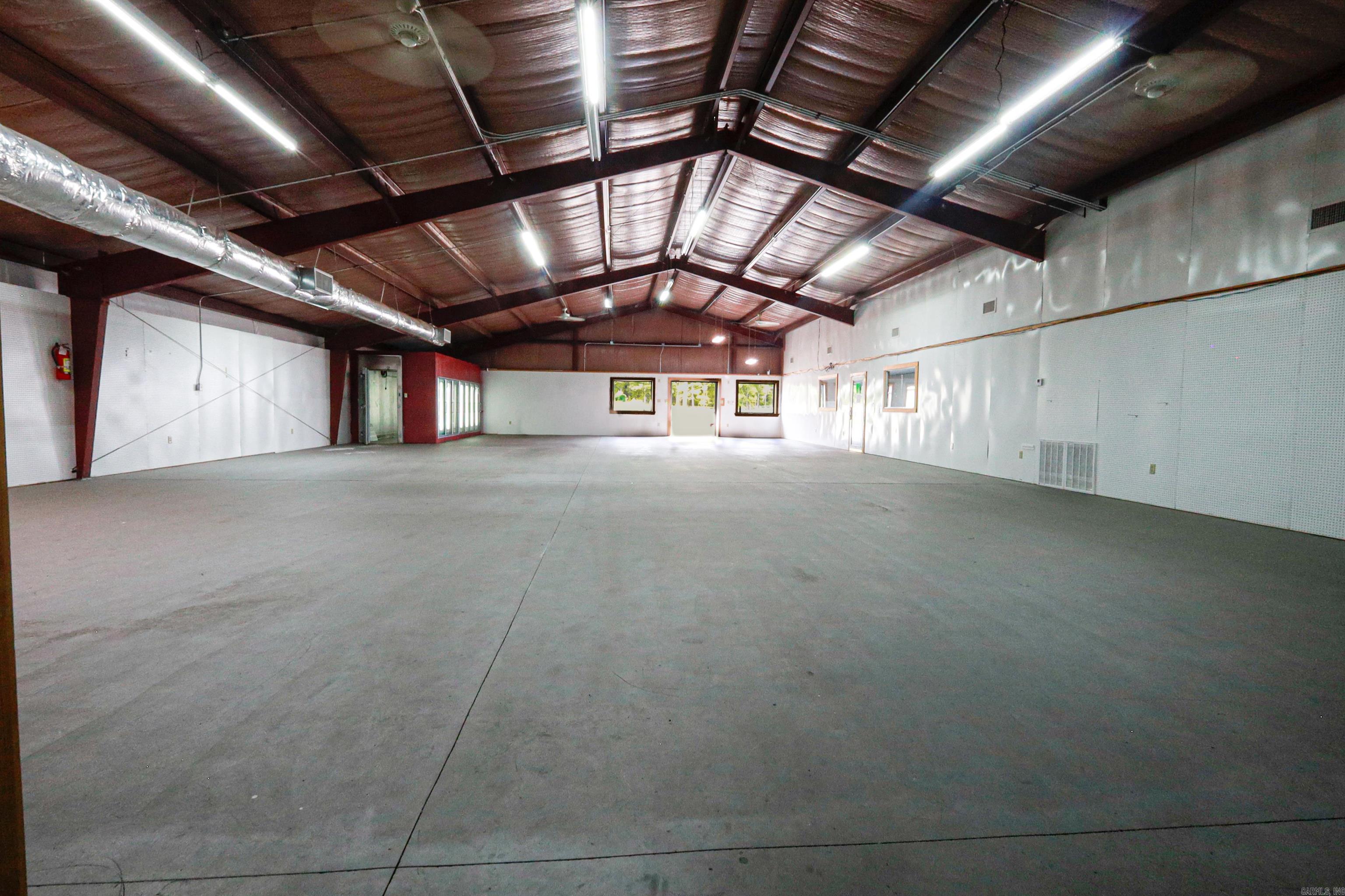 Metes & Bounds - Commercial Sale