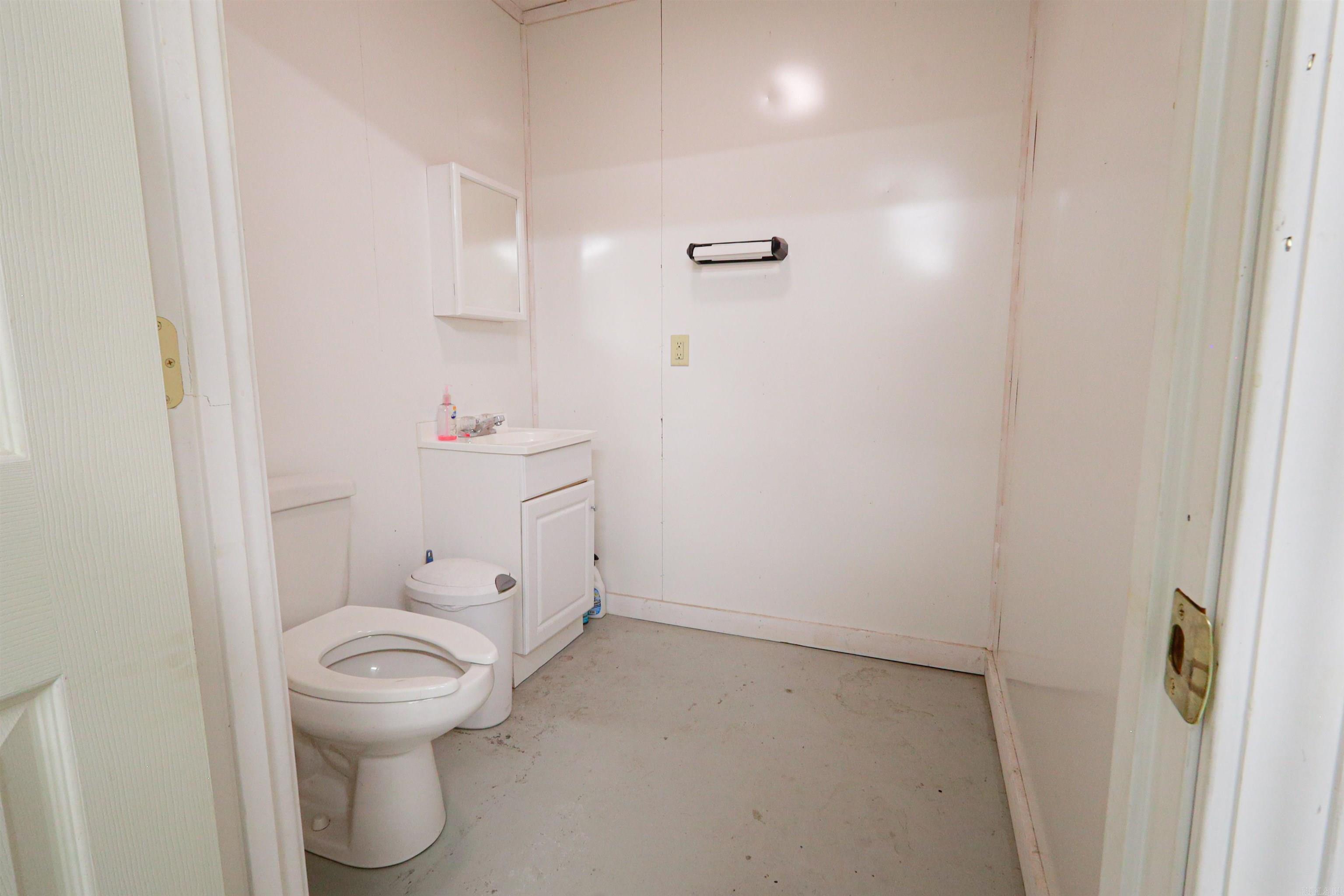 Metes & Bounds - Commercial Sale