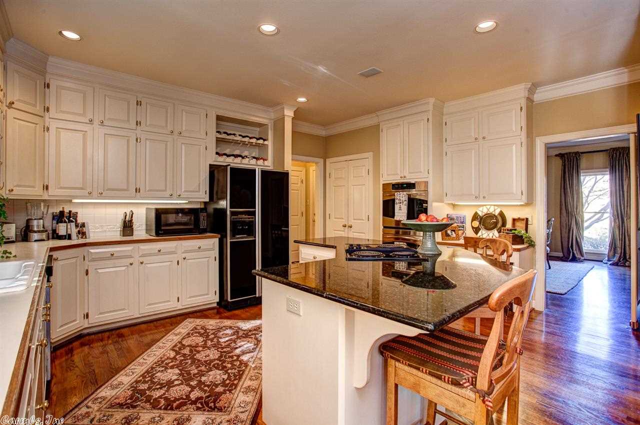 CHENAL VALLEY BASCOM PLACE - Residential