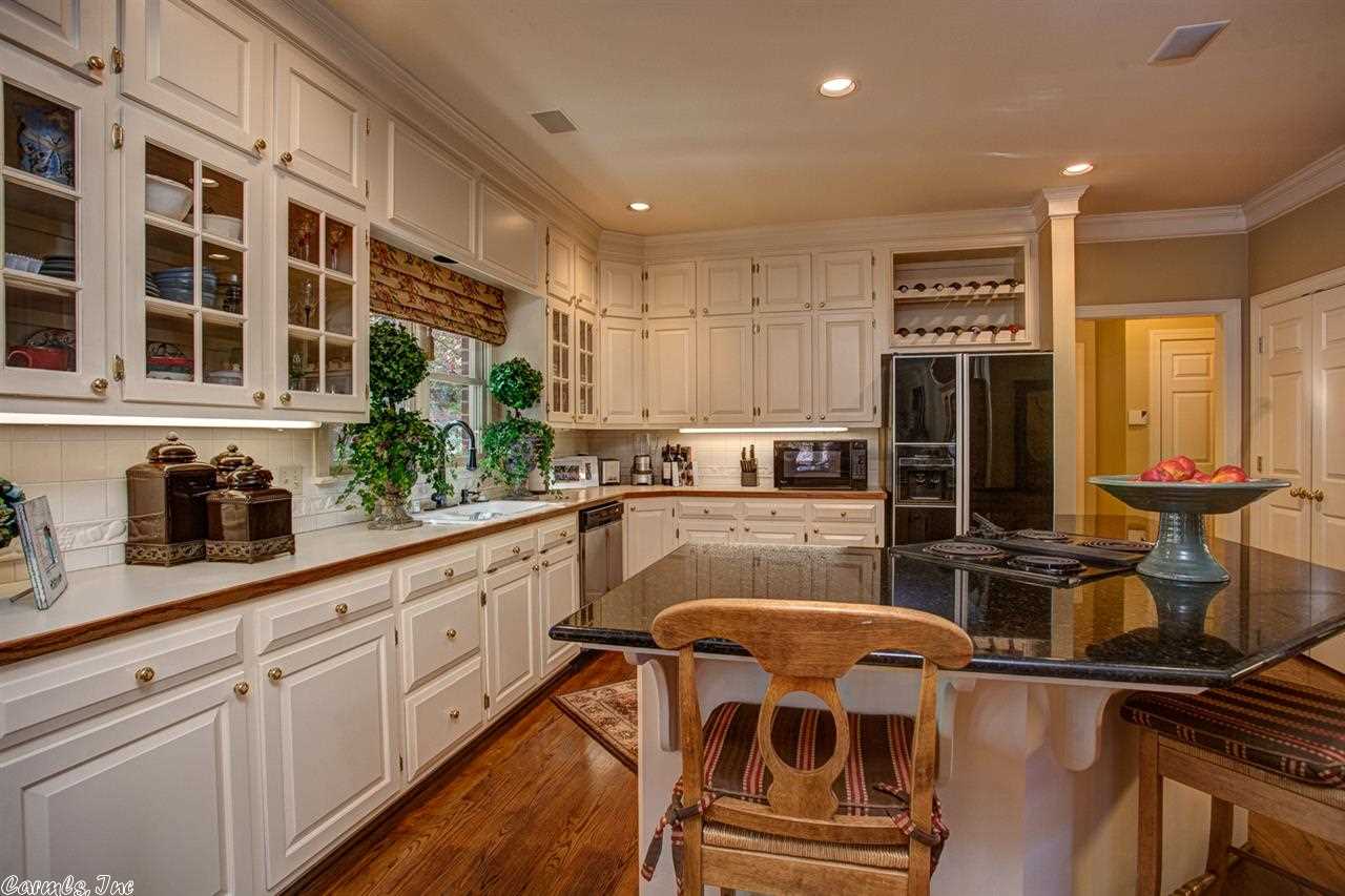 CHENAL VALLEY BASCOM PLACE - Residential