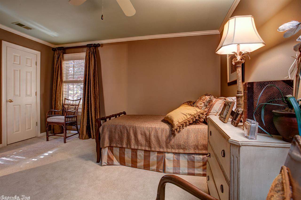 CHENAL VALLEY BASCOM PLACE - Residential