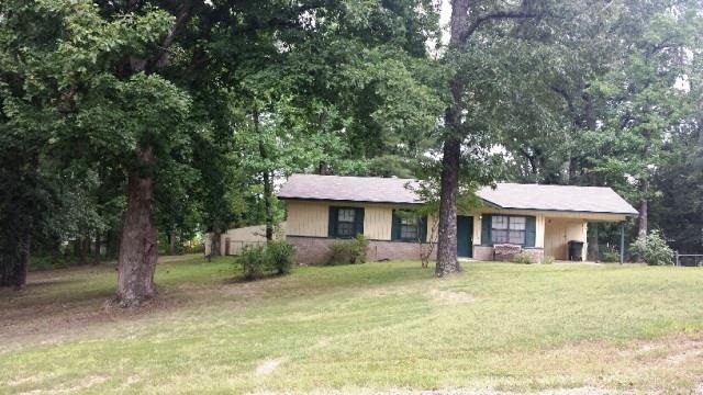 Nice 2/2 all electric home o approximately 2 acres in Fountain Lake School District. This one owner home has been well maintained and ready for a new owner. Roof is approximately 4 years old. Listing agent related to seller.